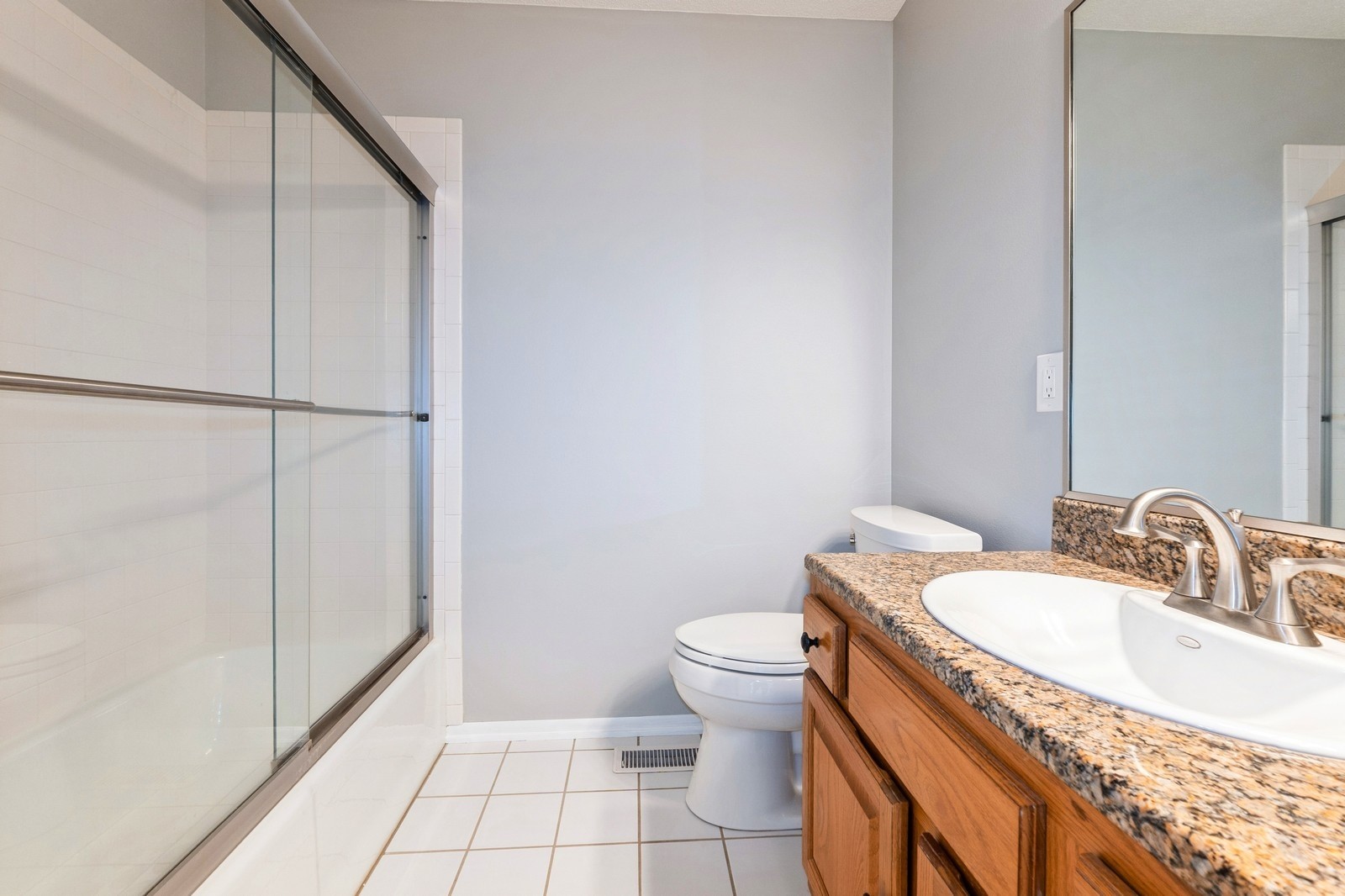 2405 81st Circle, Urbandale, Iowa image 25
