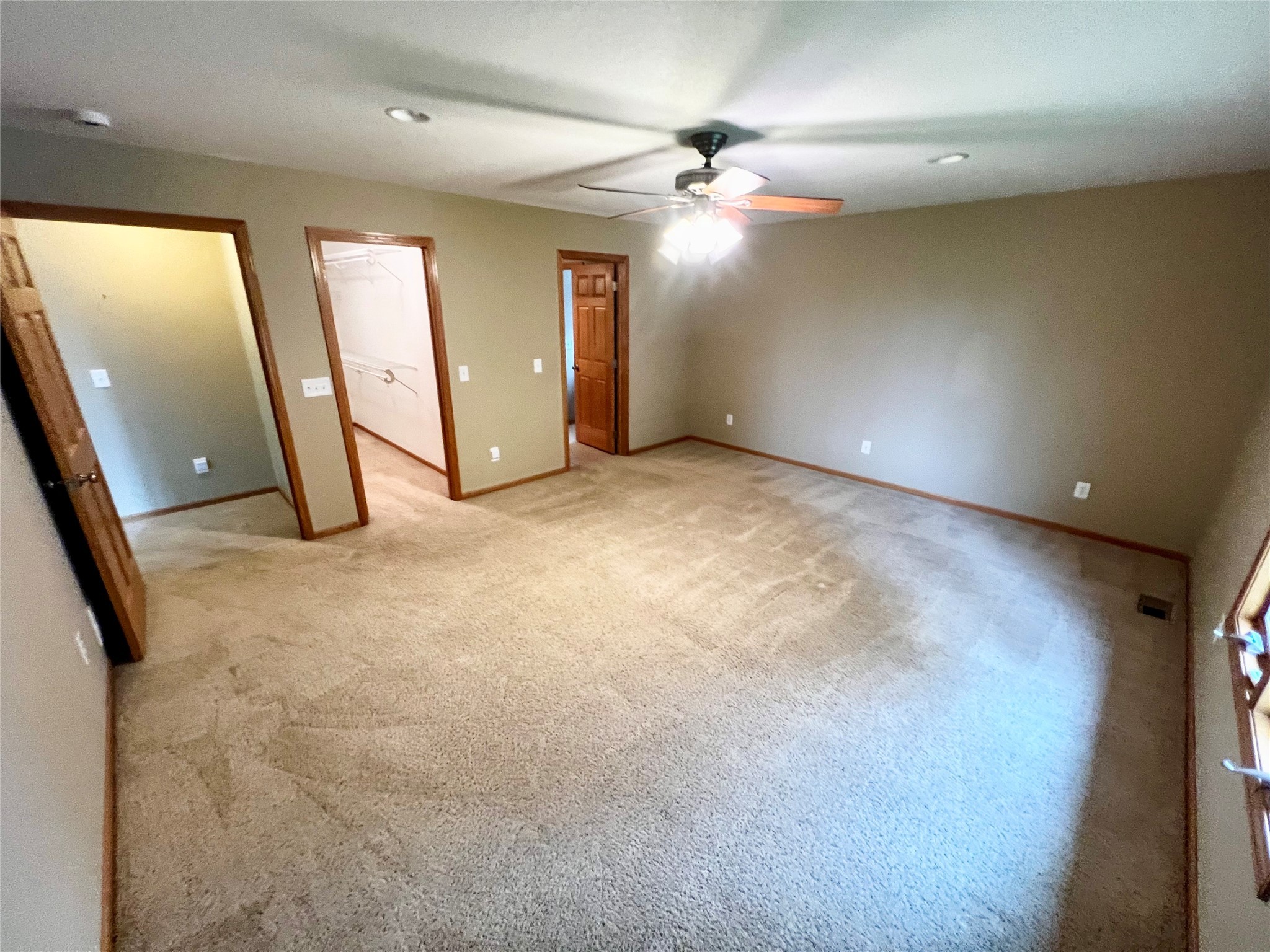 3309 Lily Lane, Marshalltown, Iowa image 12