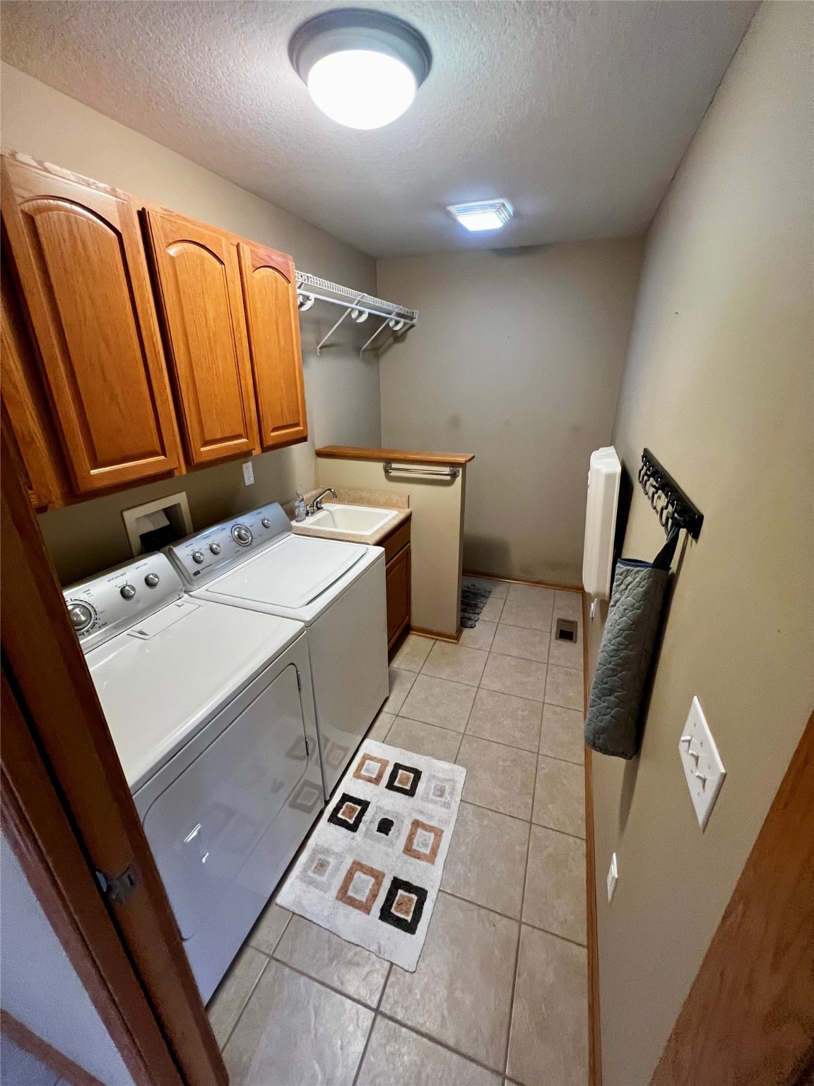 3309 Lily Lane, Marshalltown, Iowa image 9