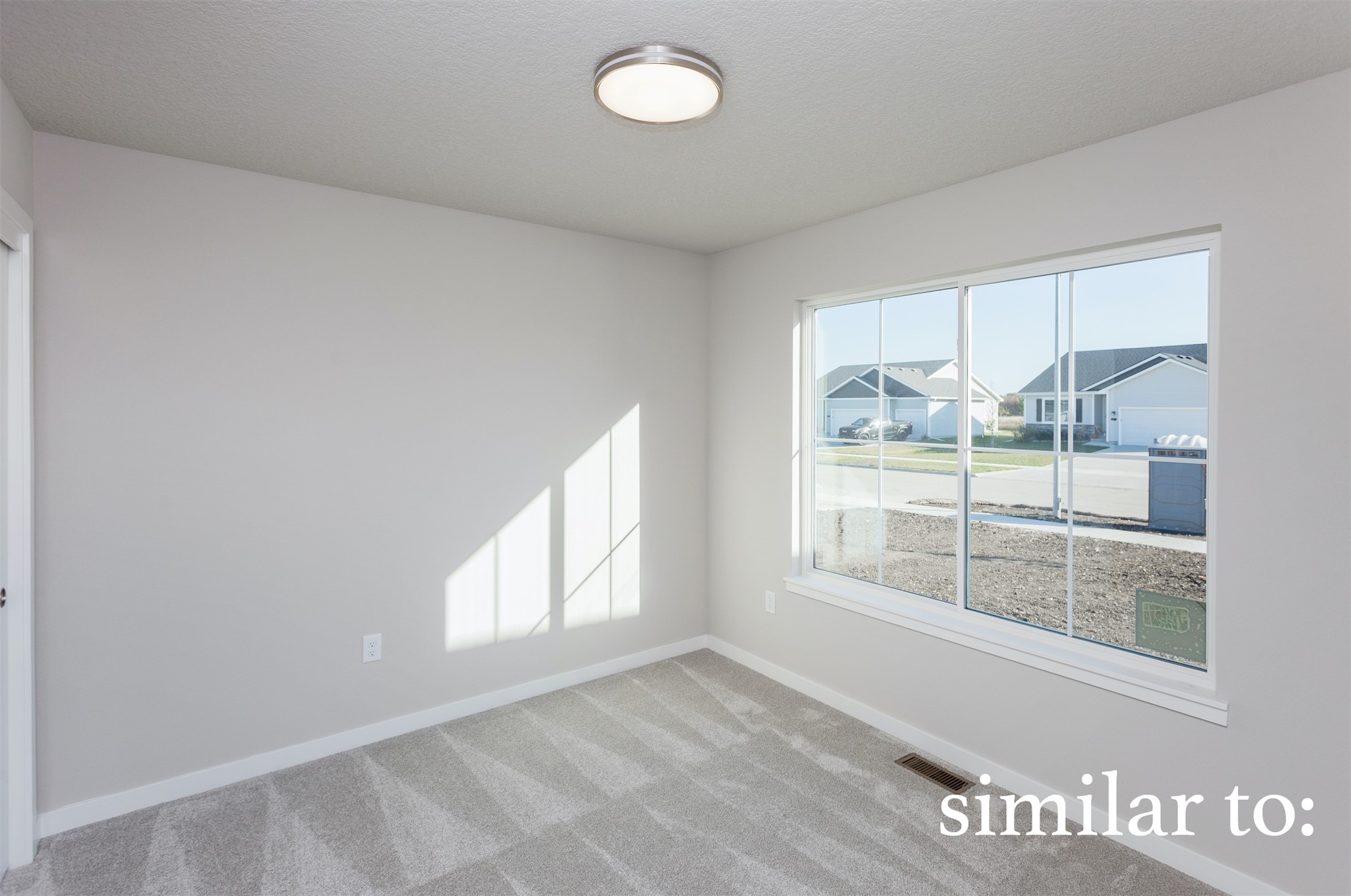 1112 Featherstone Avenue NE