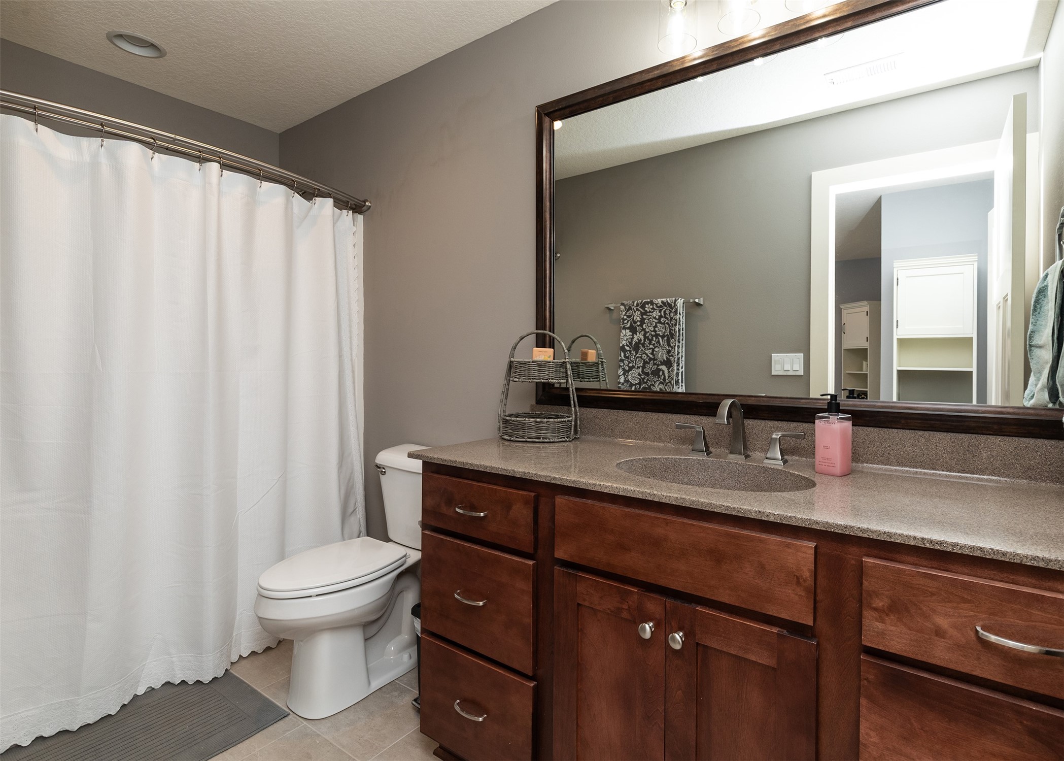 1905 Normandy Drive, Carlisle, Iowa image 23