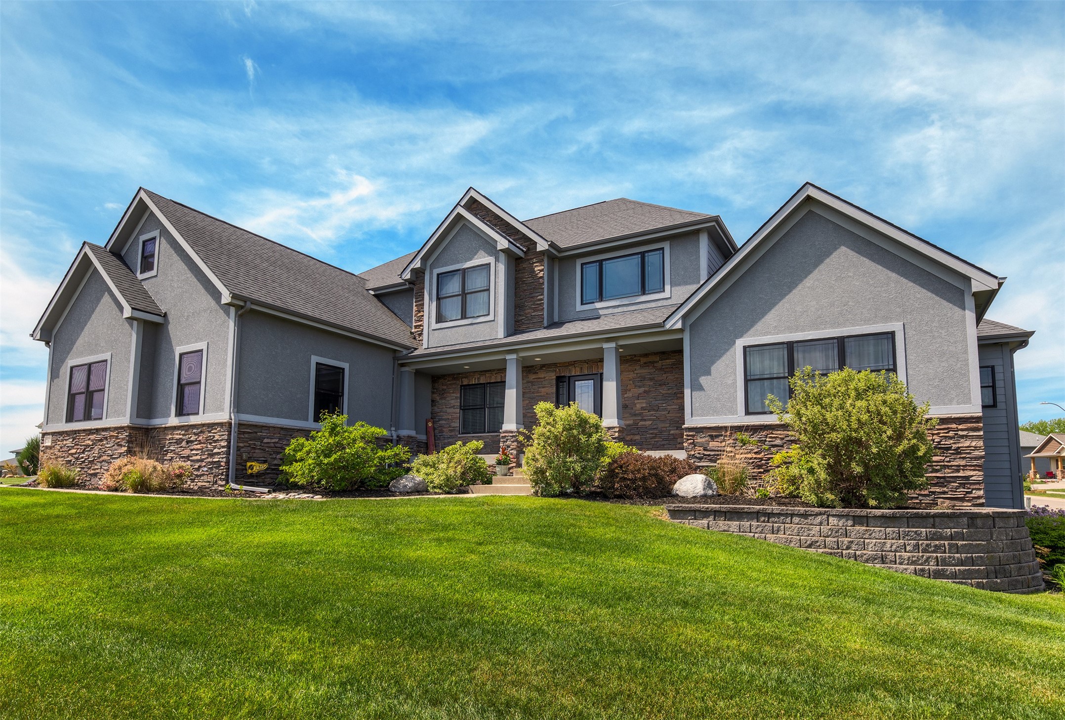1905 Normandy Drive, Carlisle, Iowa image 2