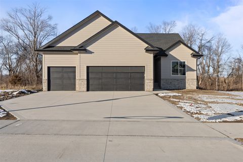 1103 2nd Street NE Altoona IA 50009