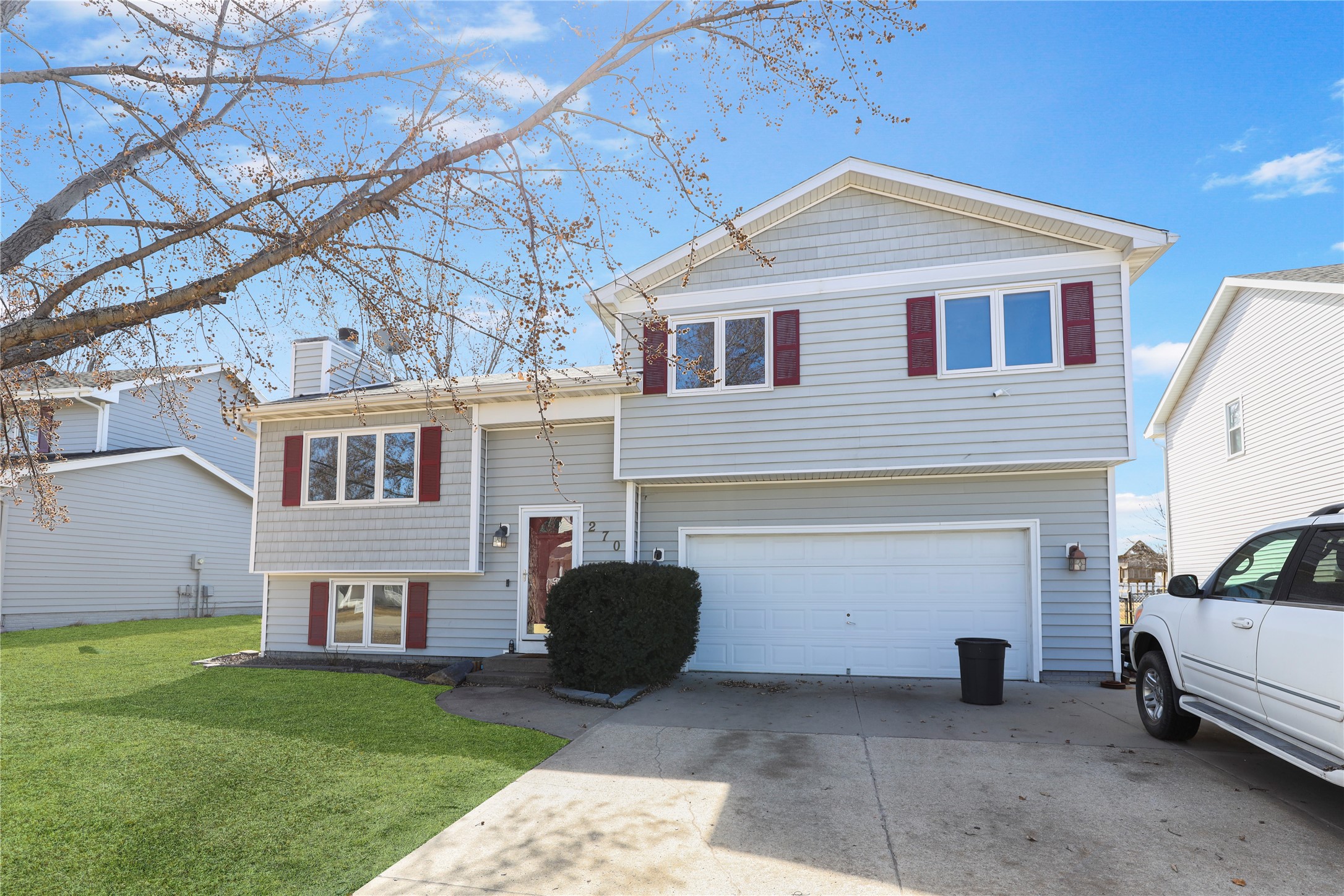 270 Terrace Drive, Waukee, Iowa image 2