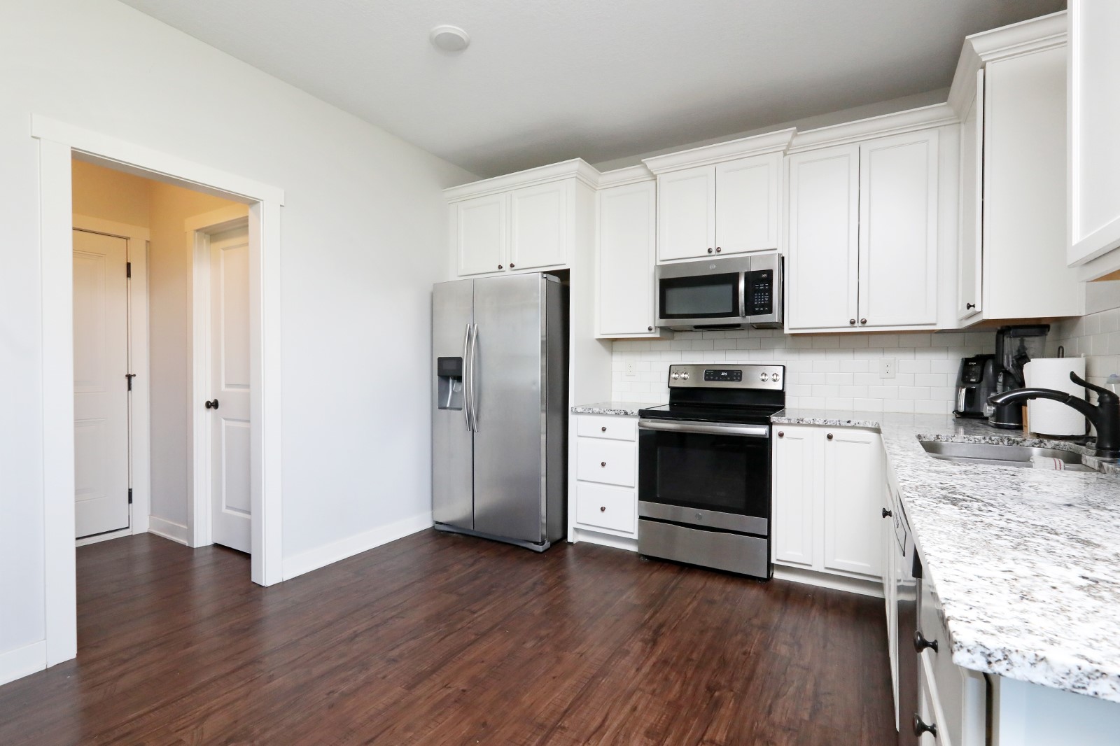 5421 Rowling Drive, Ames, Iowa image 4