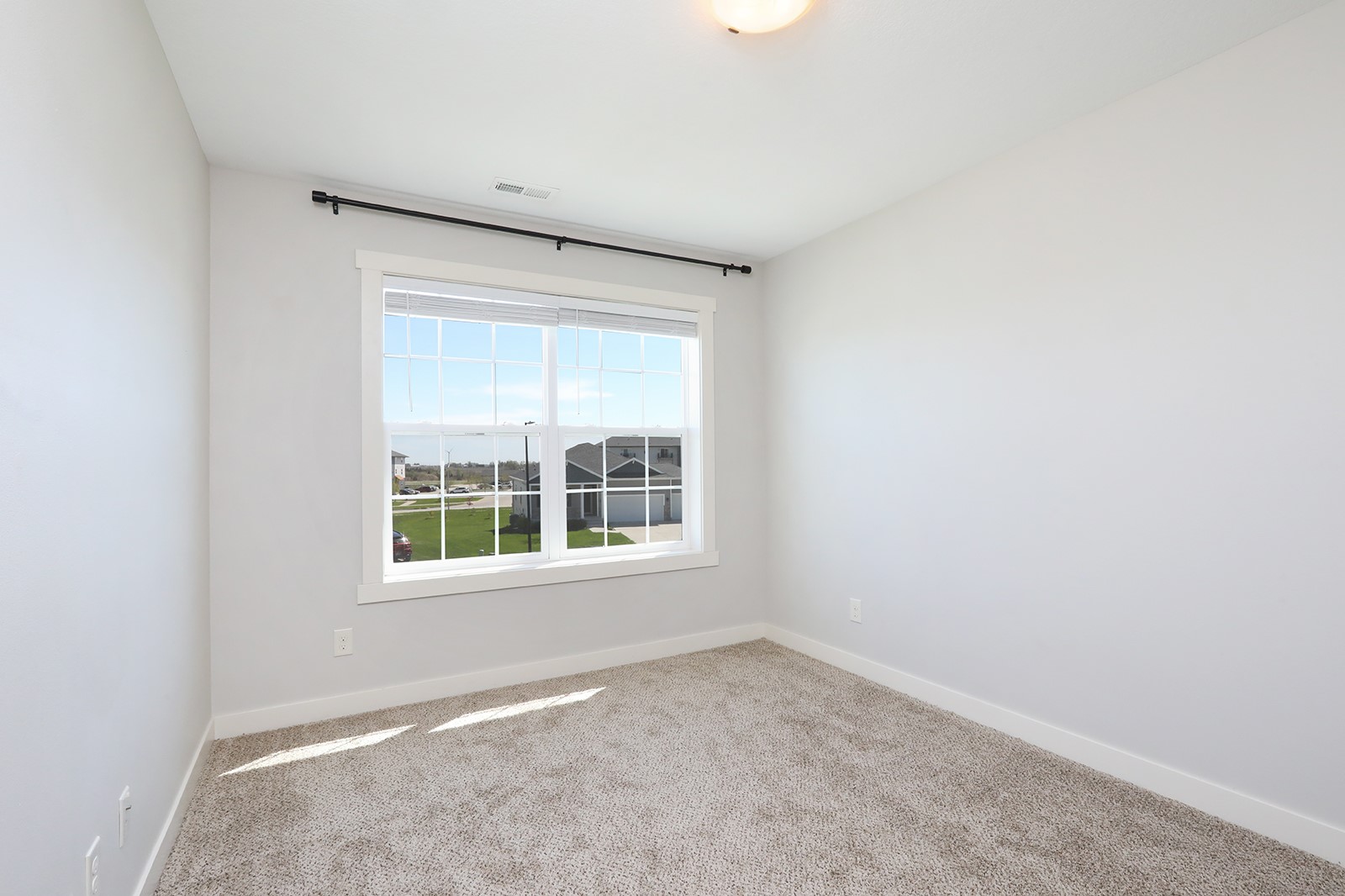 5421 Rowling Drive, Ames, Iowa image 18