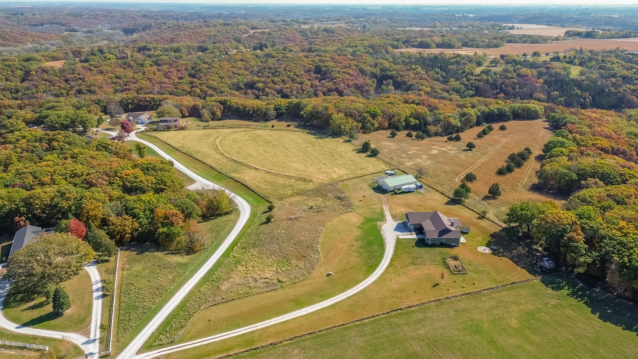 17236 Cardinal Drive, Earlham, Iowa image 6