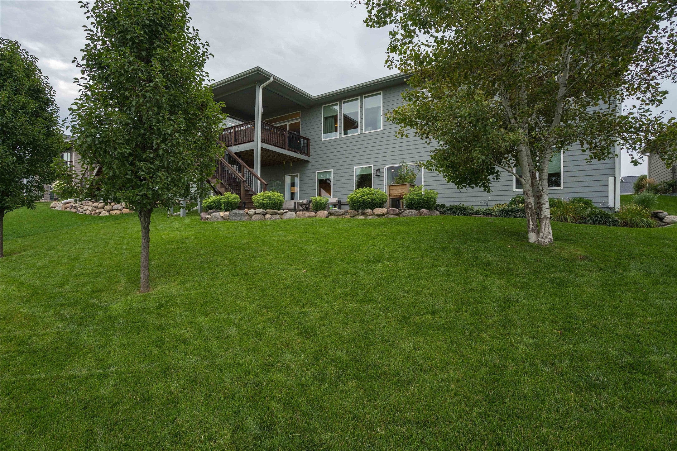 95 SE Waddell Way