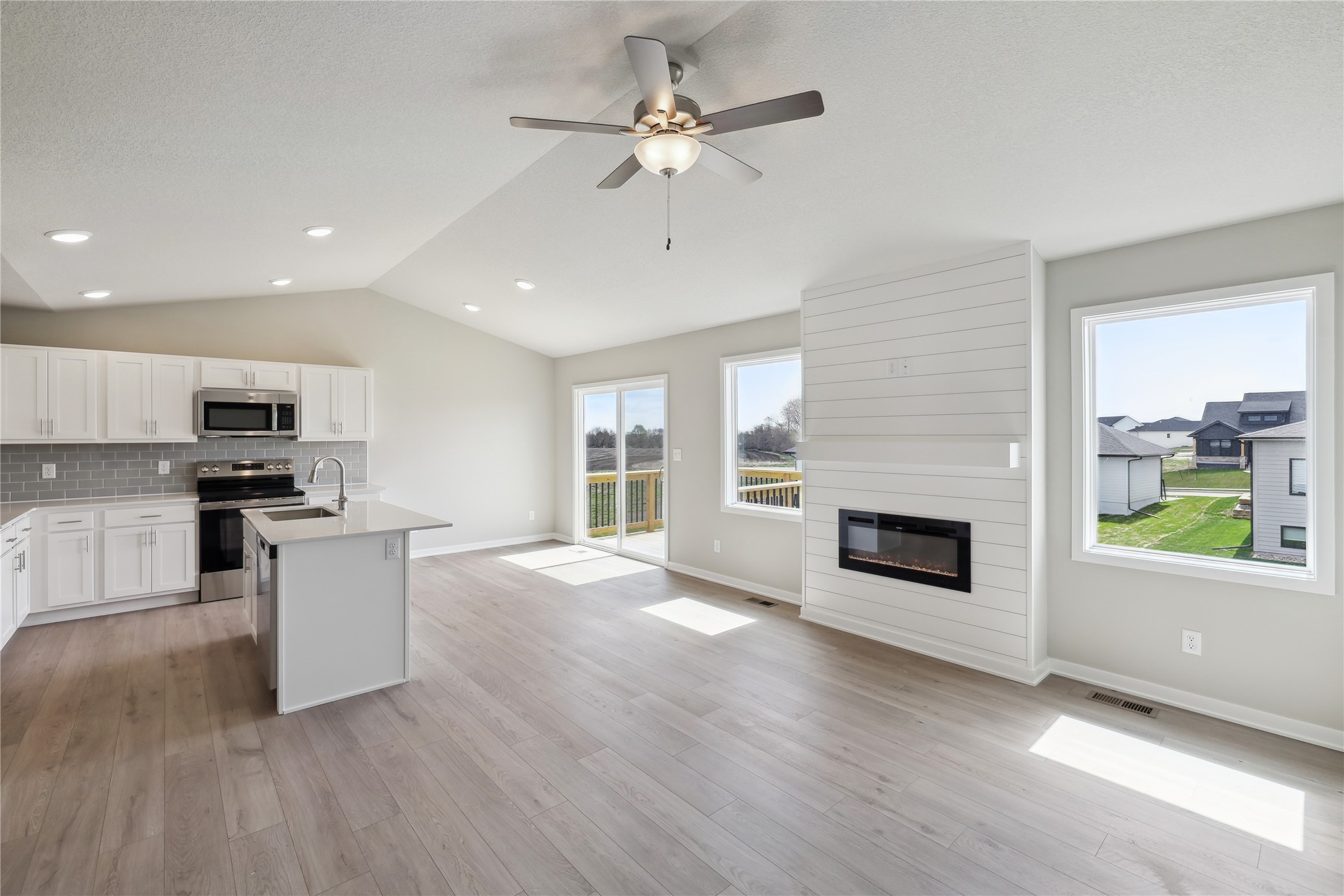 18026 Alpine Drive, Clive, Iowa image 6