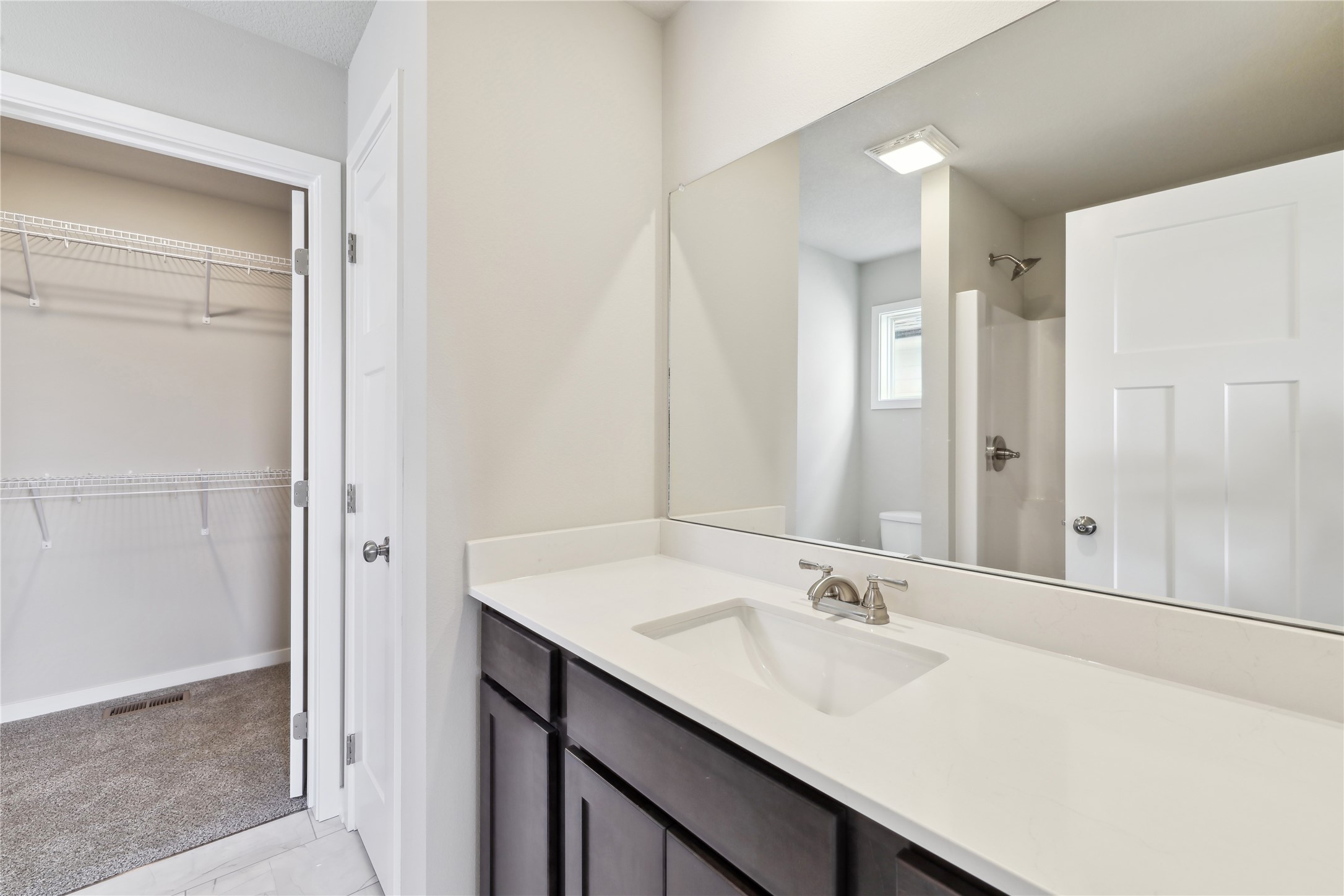 18026 Alpine Drive, Clive, Iowa image 11