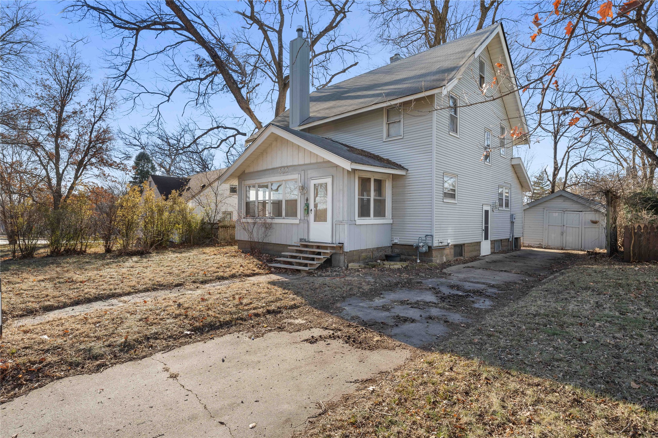 609 Ridgewood Avenue, Ames, Iowa image 1