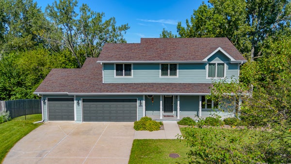 829 SE LAURIE LN, ANKENY, IA 50021 - Image 3dcffe8b8a82e89fd78f5f34e7c2d1e8/1266216910