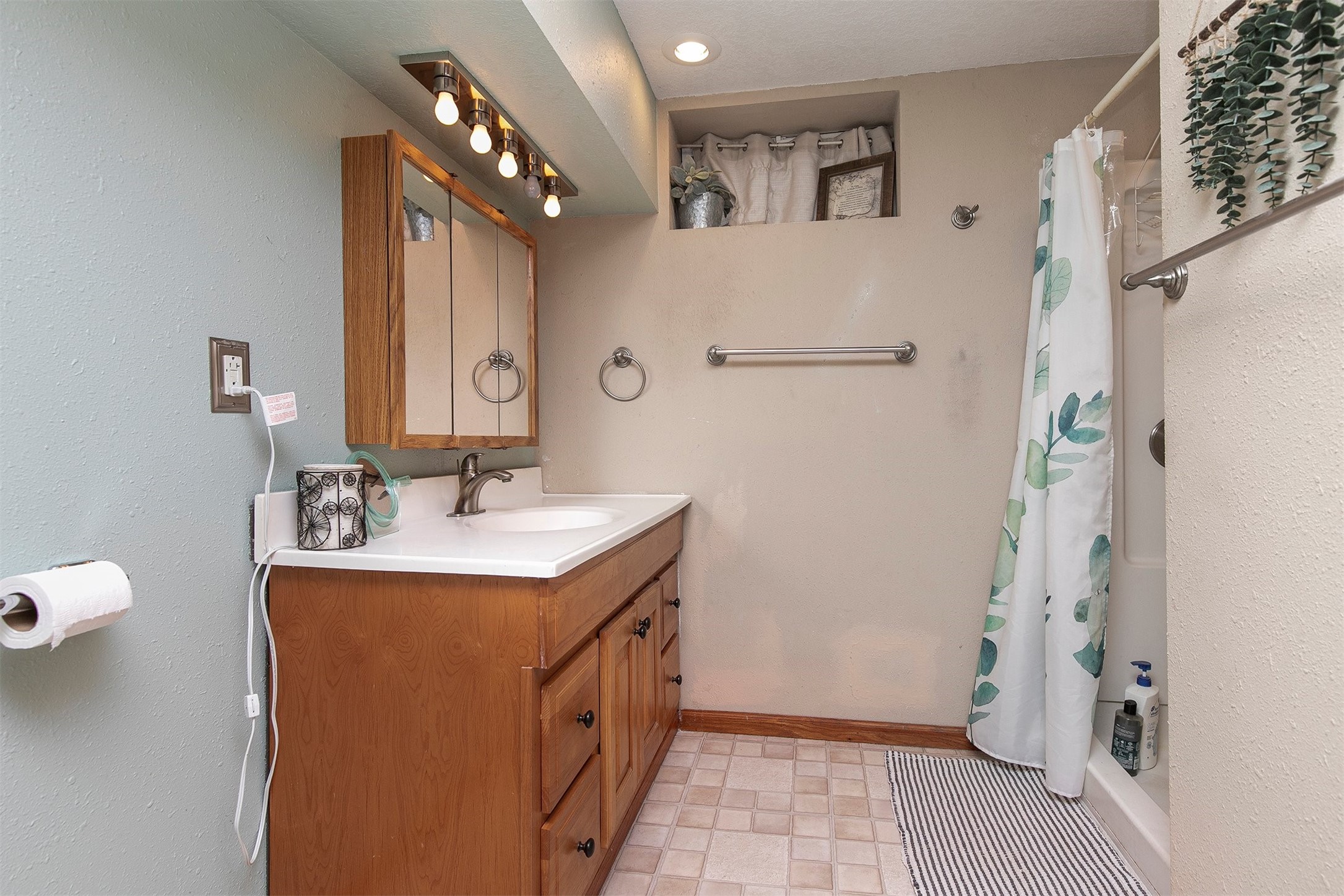 406 S Oak Park Avenue, Colfax, Iowa image 23