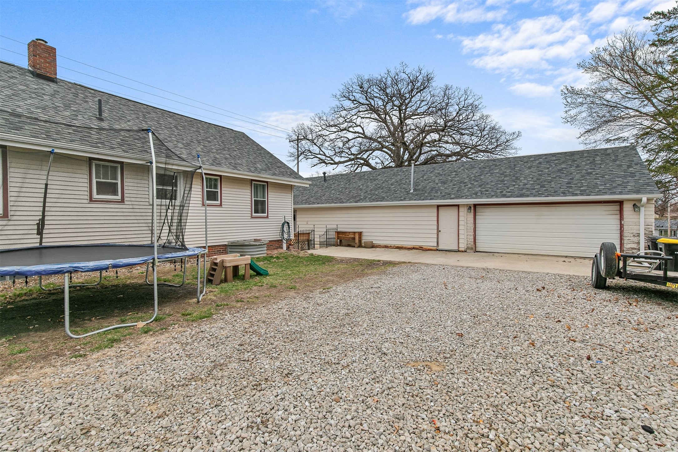 406 S Oak Park Avenue, Colfax, Iowa image 31