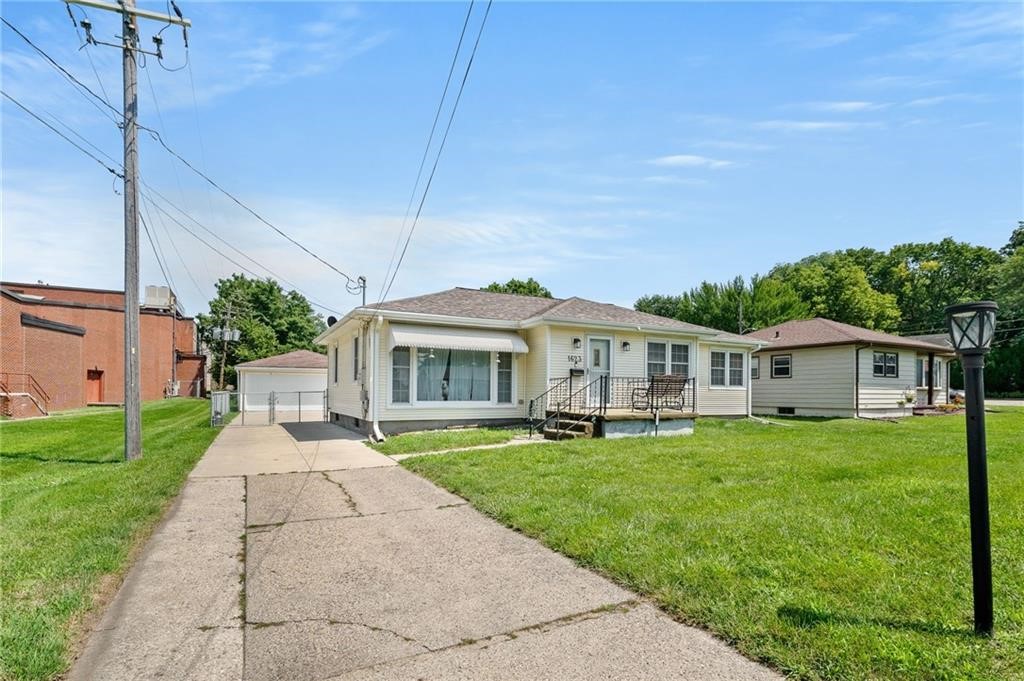 1623 E 33rd Street, Des Moines, Iowa image 24