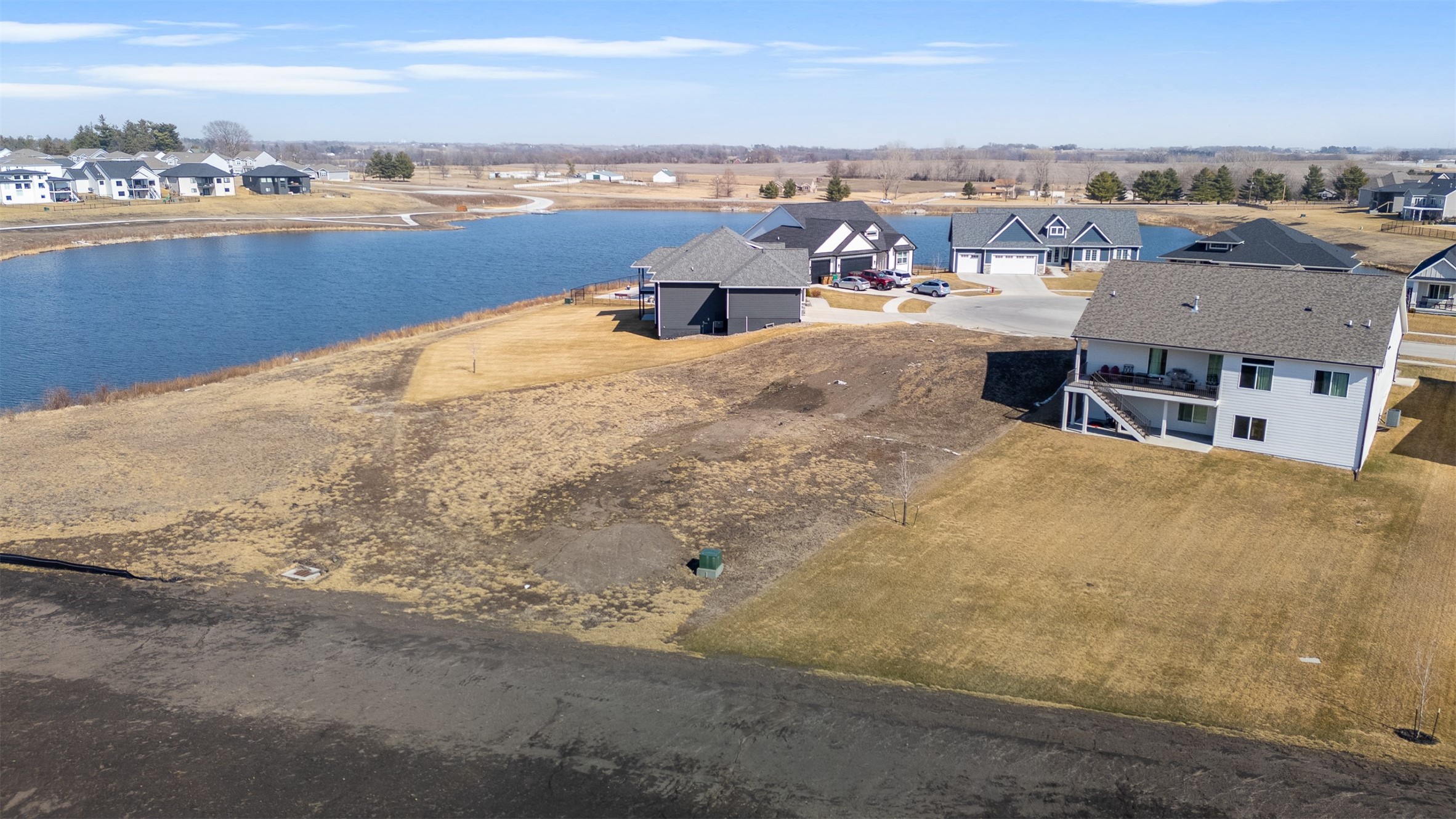 3008 Lakeview Drive, Altoona, Iowa image 8