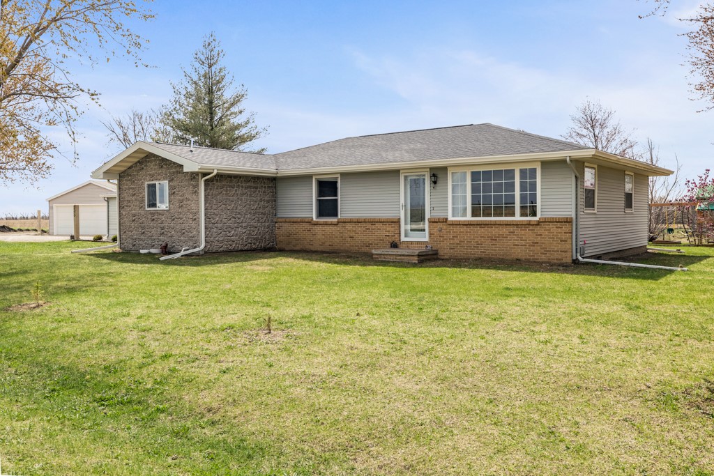 2362 255th Street, Peru, Iowa image 2