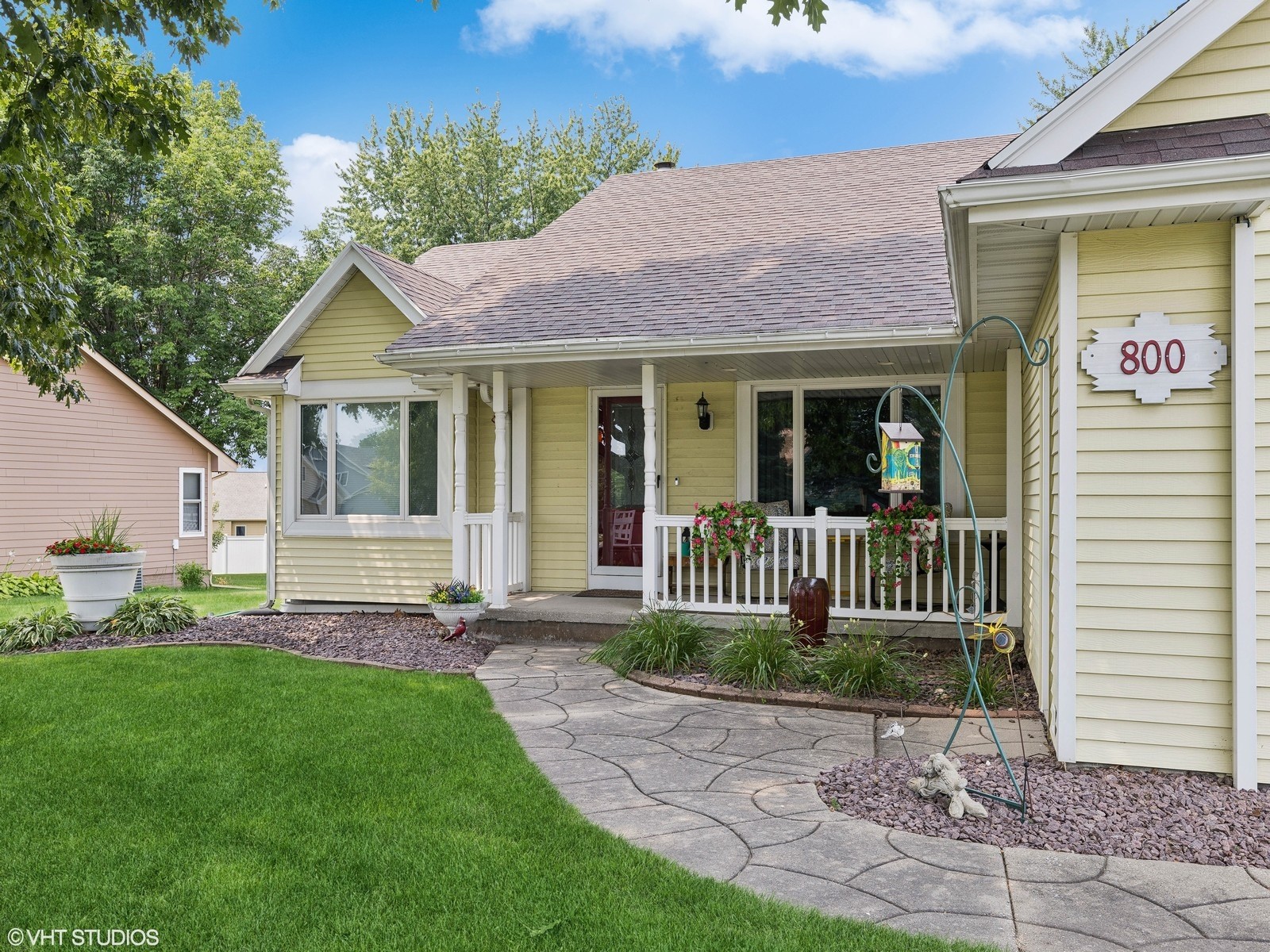 800 Scenic View Boulevard