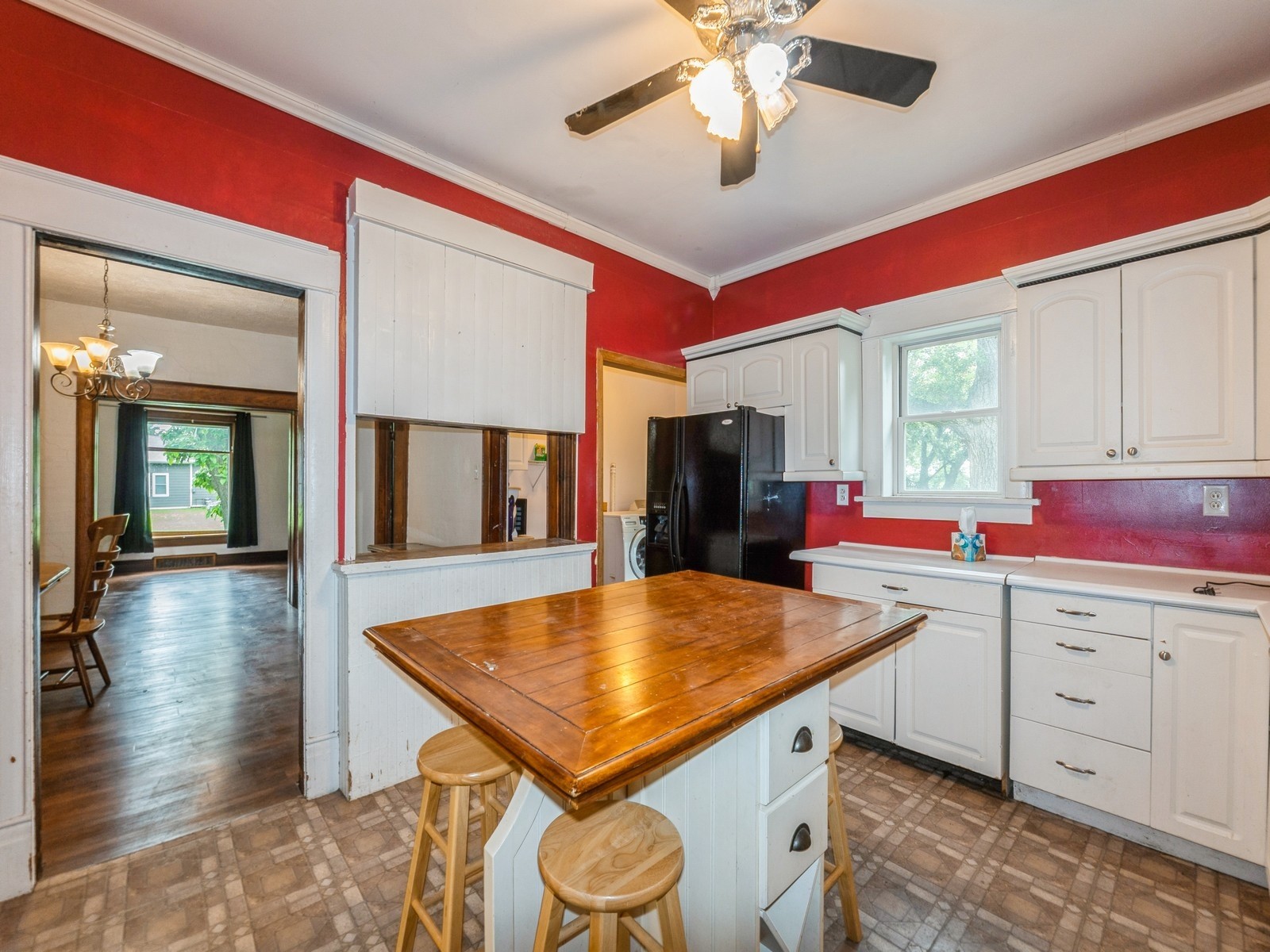 513 W Vine Street, Saint Charles, Iowa image 13