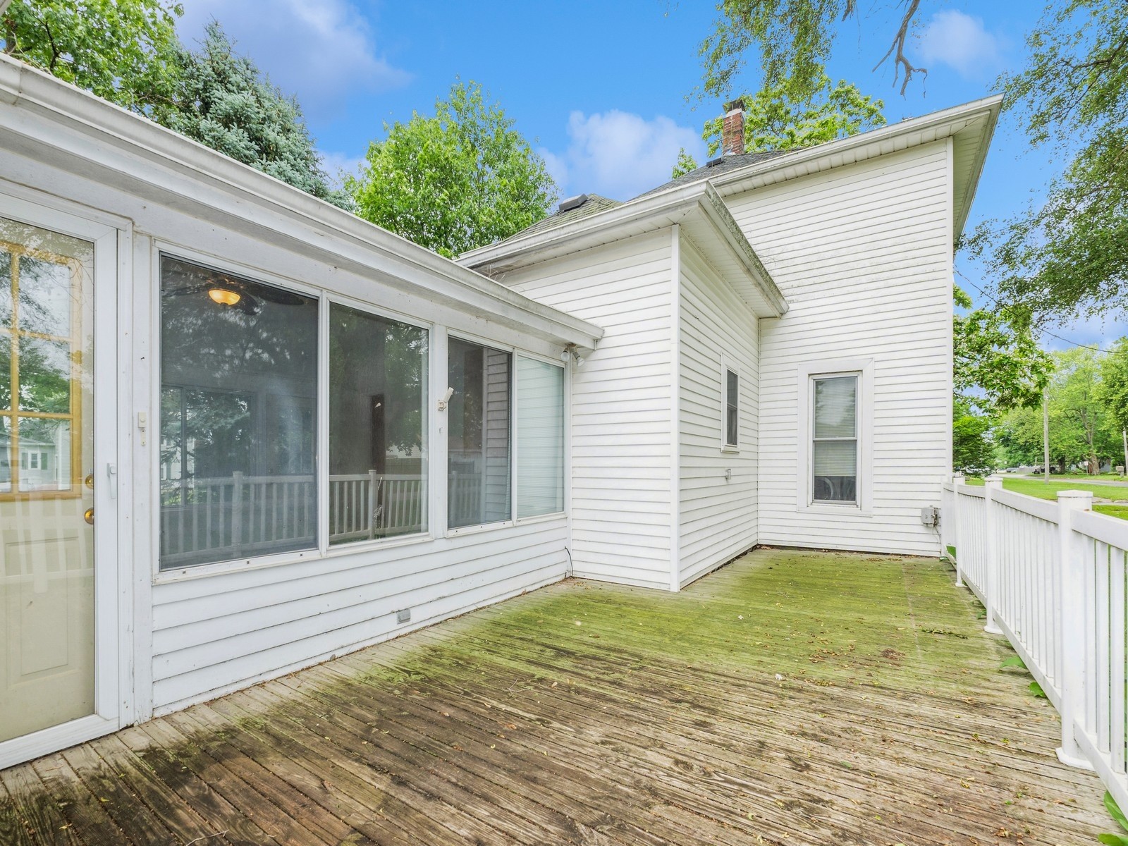 513 W Vine Street, Saint Charles, Iowa image 33