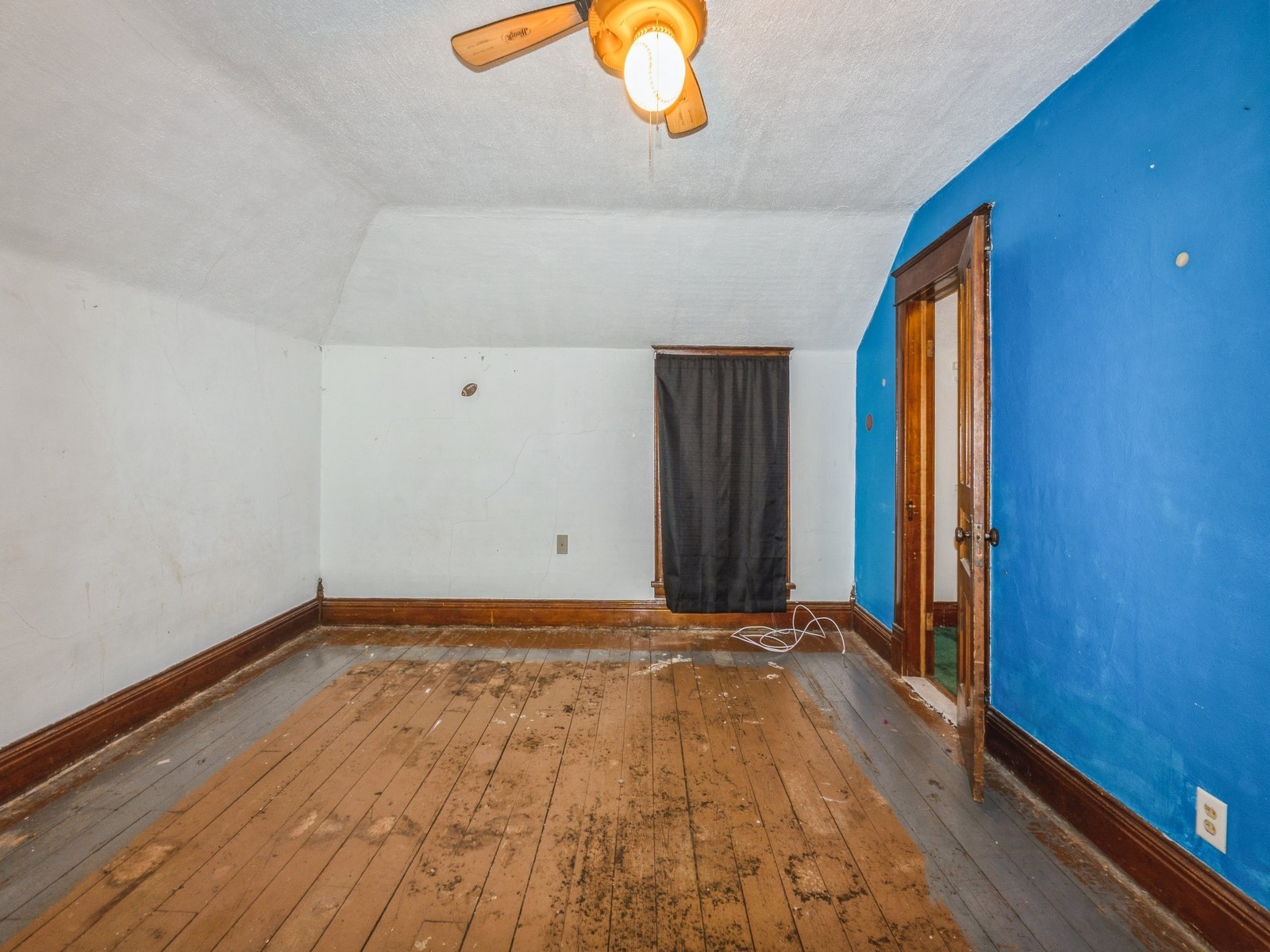513 W Vine Street, Saint Charles, Iowa image 28