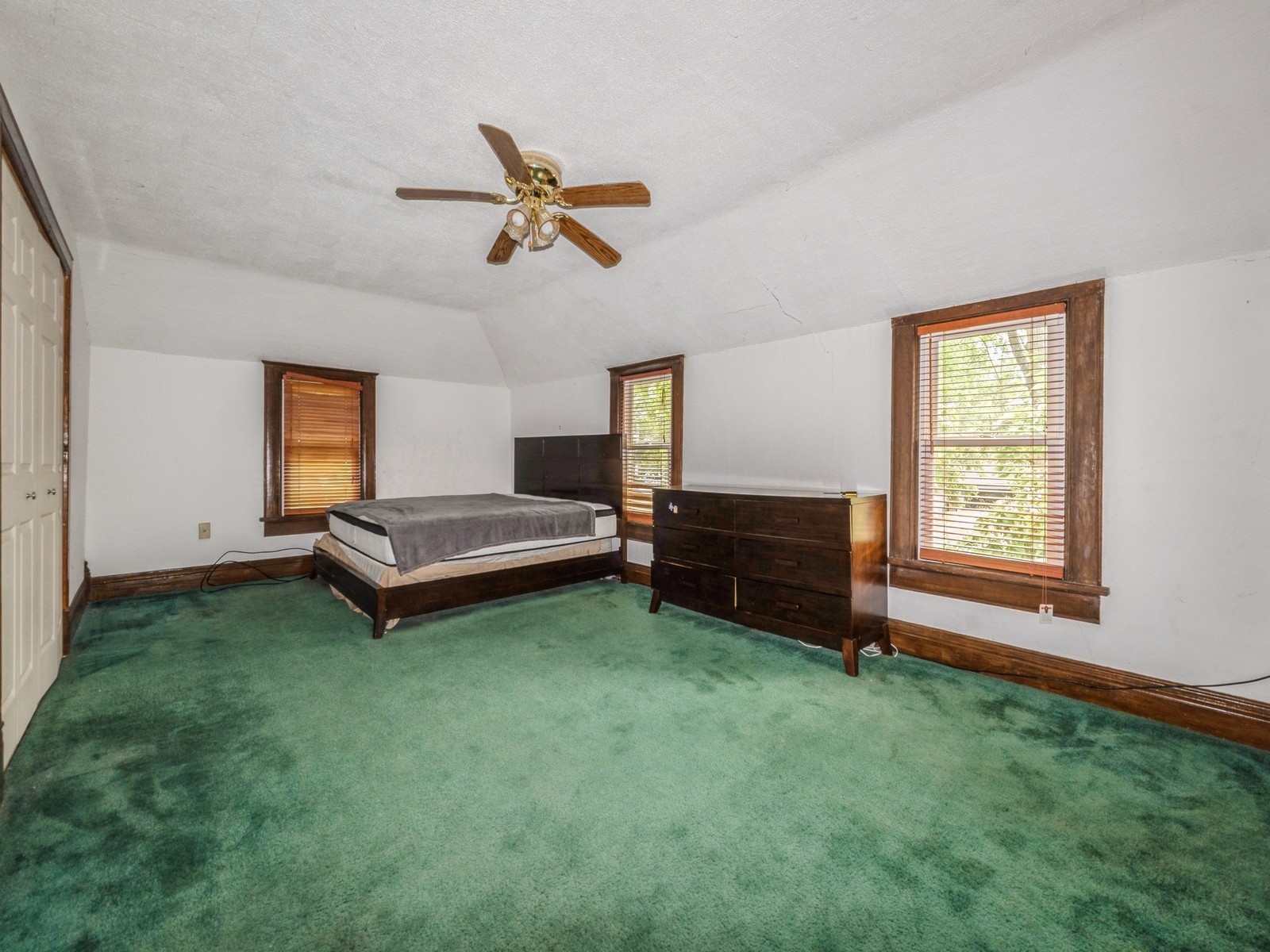513 W Vine Street, Saint Charles, Iowa image 25