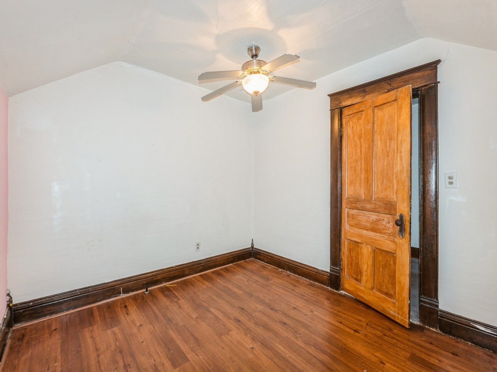 513 W Vine Street, Saint Charles, Iowa image 20