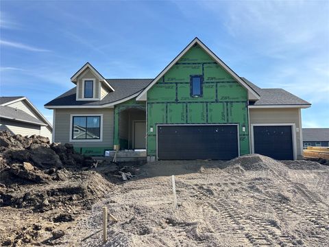 Homes For Sale - 110 NW Ashley Court<br/> Waukee, IA 50263