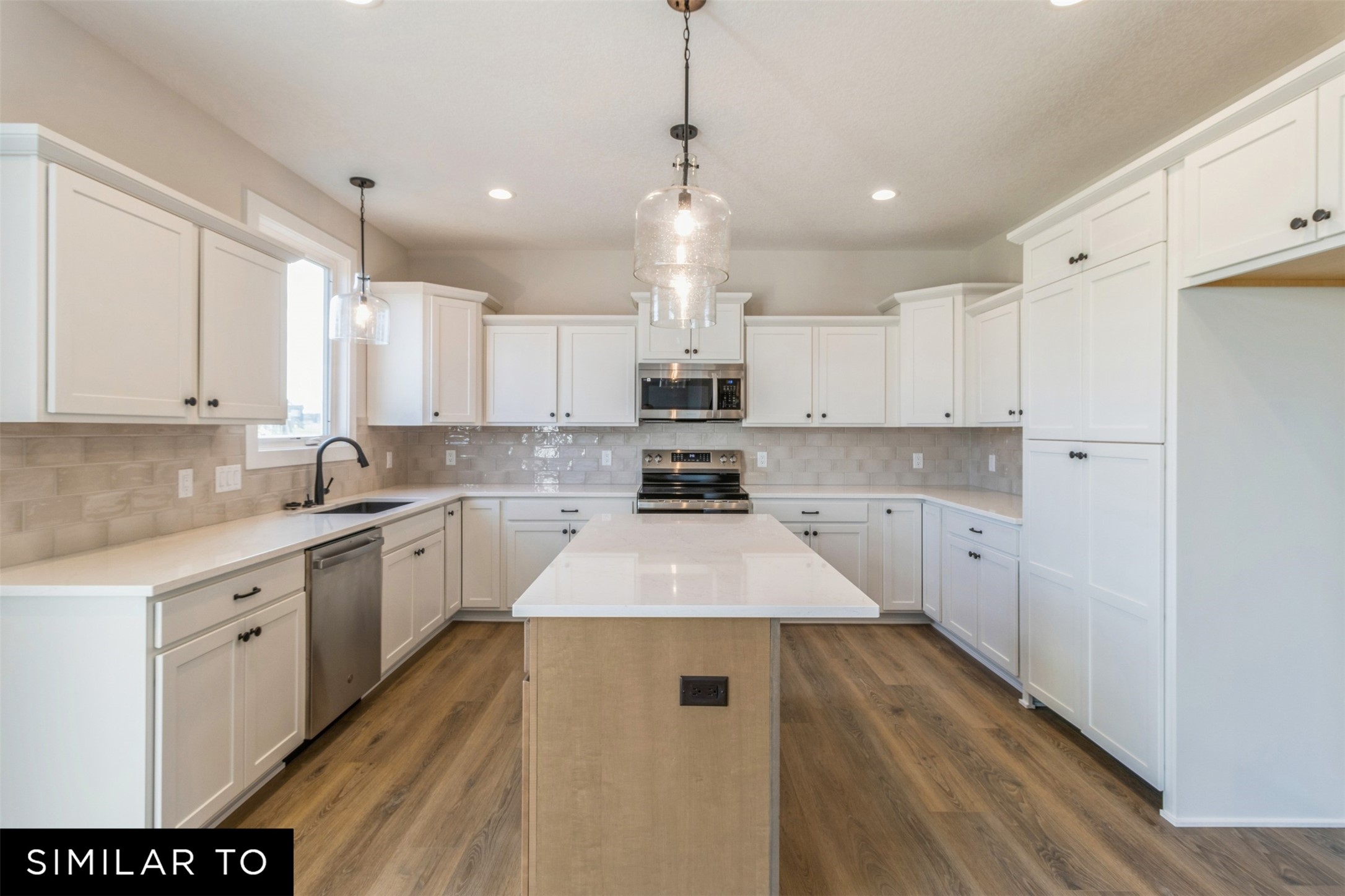 14524 North Valley Drive, Urbandale, Iowa image 11