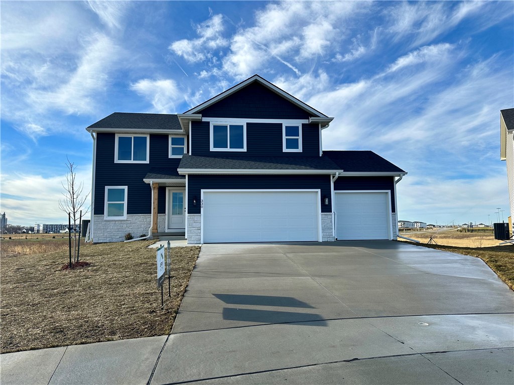 Photo 1 of 21 — 330 NW Lavelle Court, Waukee, IA 50263