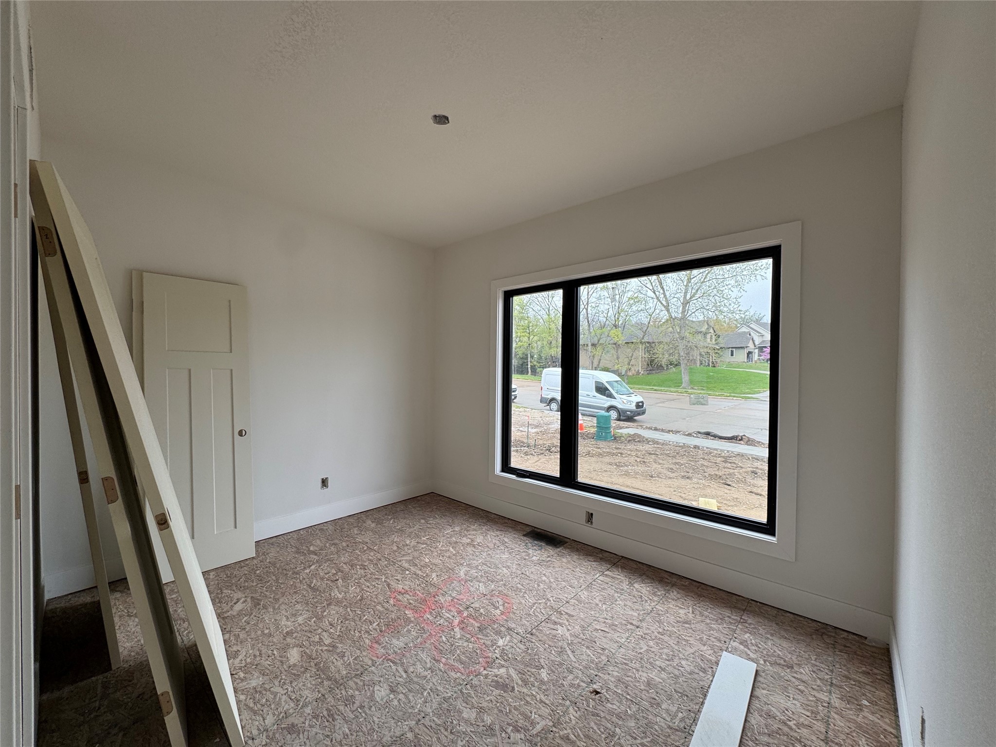 6633 River Bend Drive, Johnston, Iowa image 2
