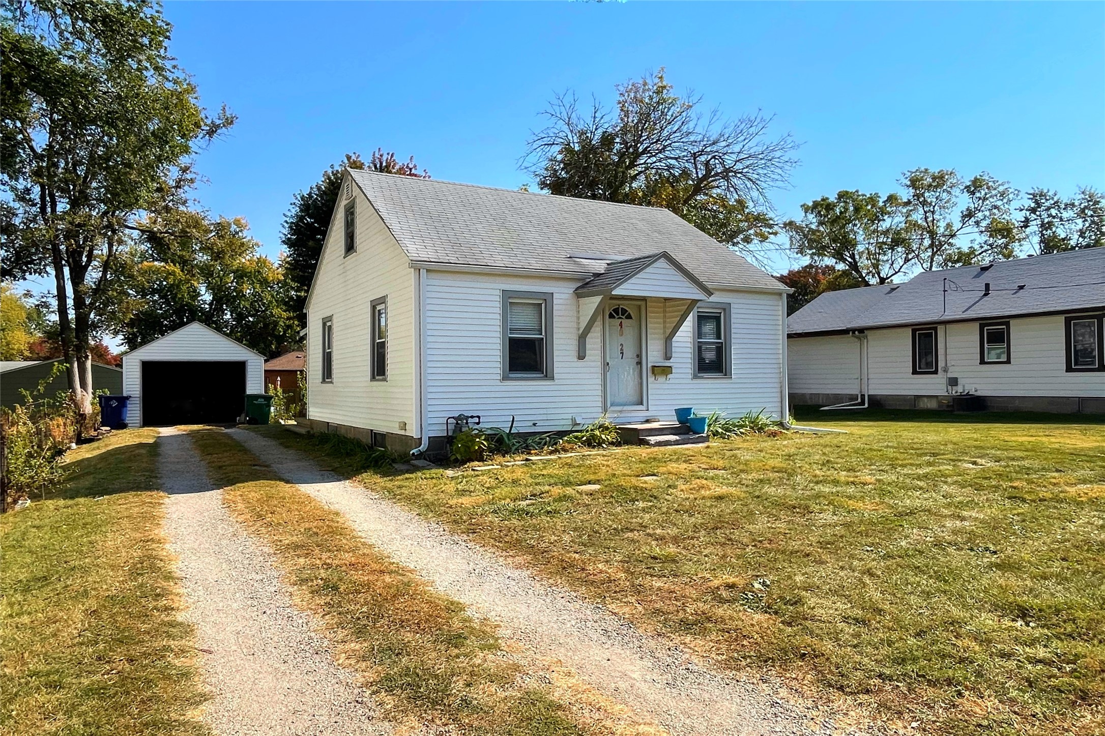 4027 70th Street, Urbandale, Iowa image 2