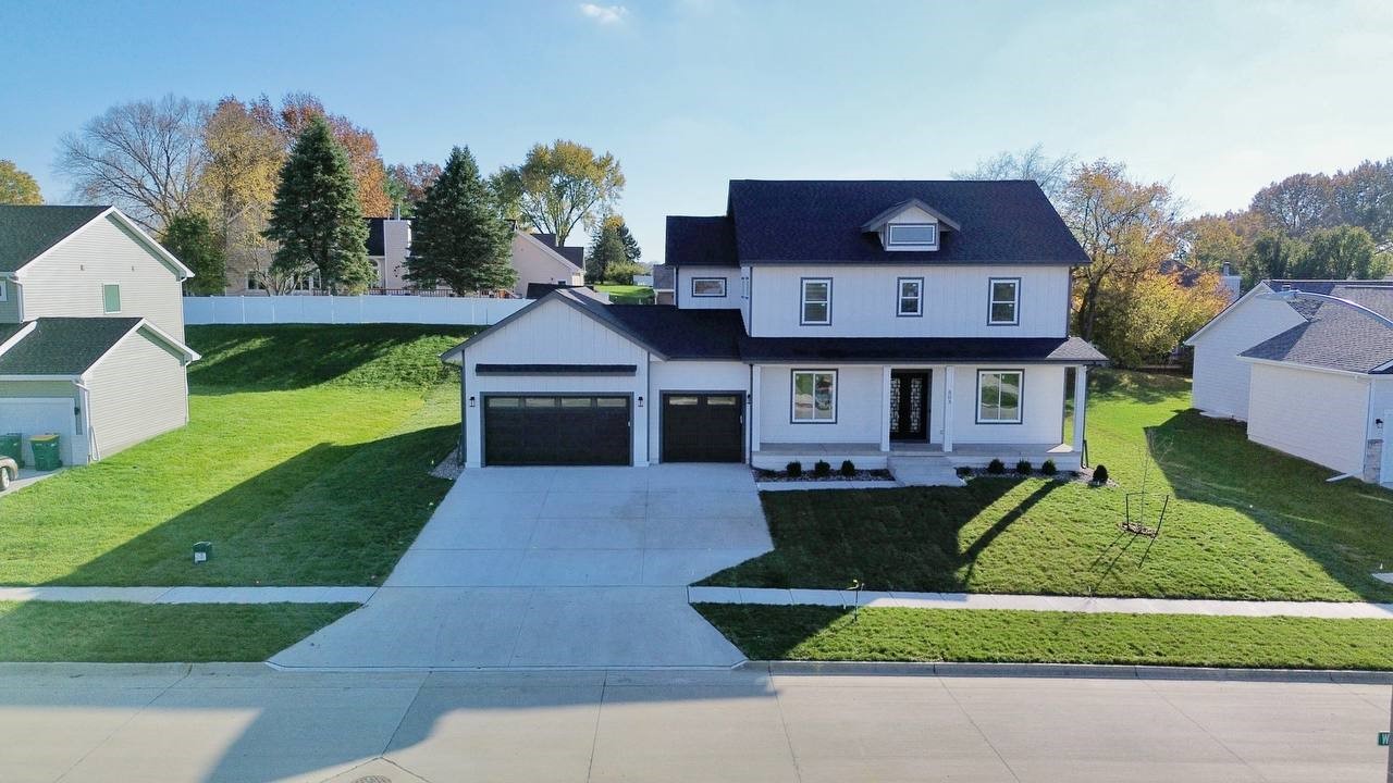 803 W Orchard Avenue, Indianola, Iowa image 1
