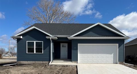 Homes For Sale - 303 SE 2nd Street<br/> Boone County, Ogden, IA 50212