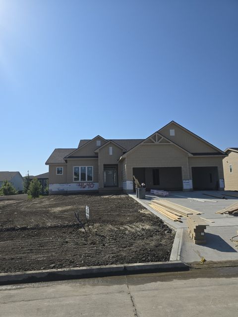 4640 Centennial Boulevard Urbandale IA 50323