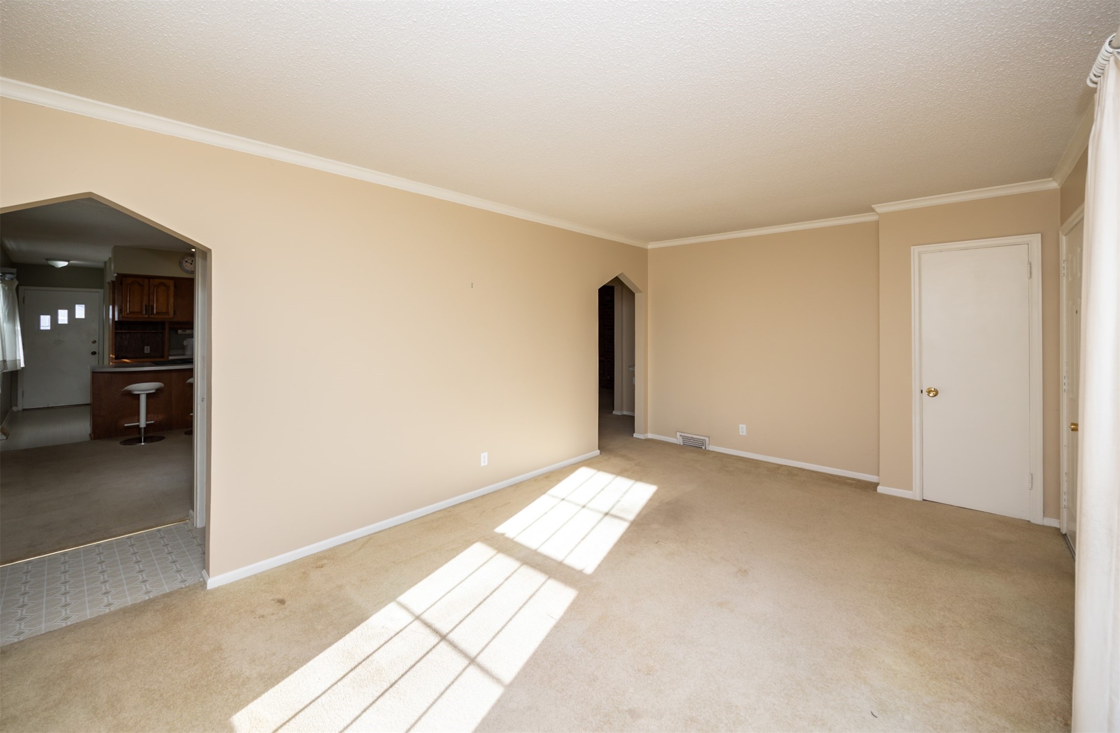 1710 57th Place, Des Moines, Iowa image 6