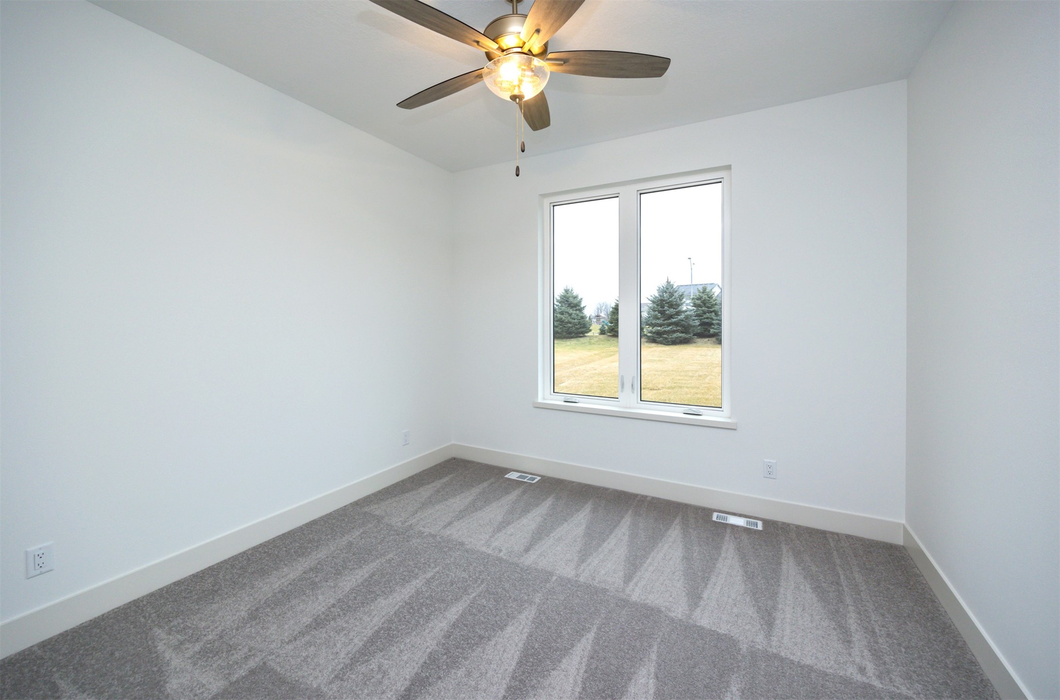 16300 Goodman Drive, Urbandale, Iowa image 24