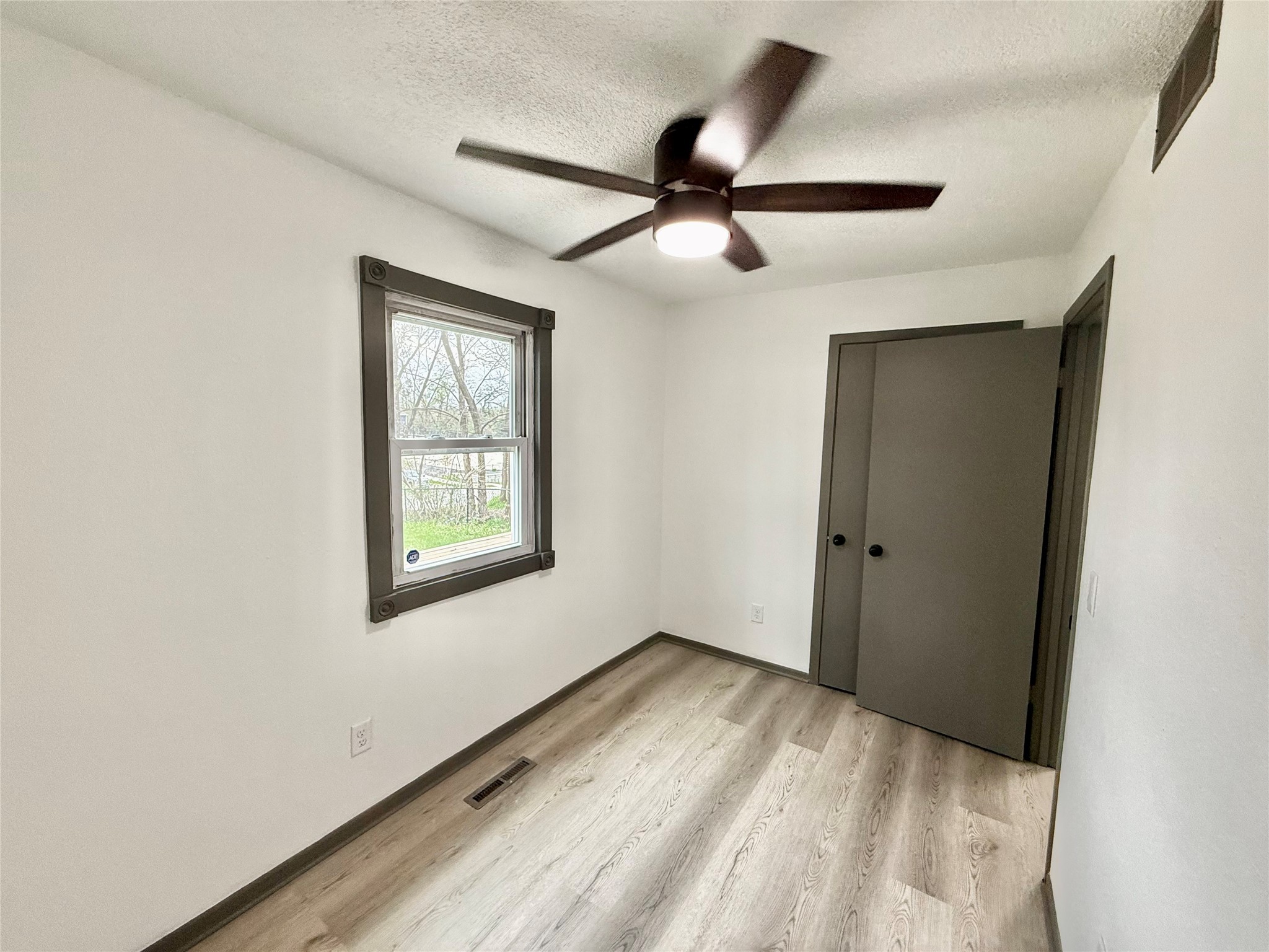 5403 SW 9th Street, Des Moines, Iowa image 12