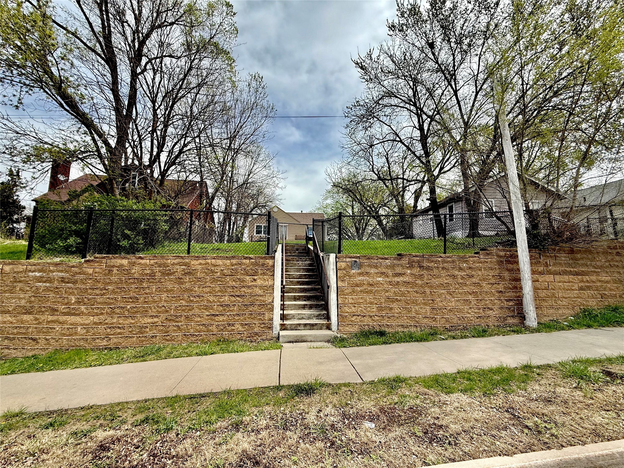 5403 SW 9th Street, Des Moines, Iowa image 3