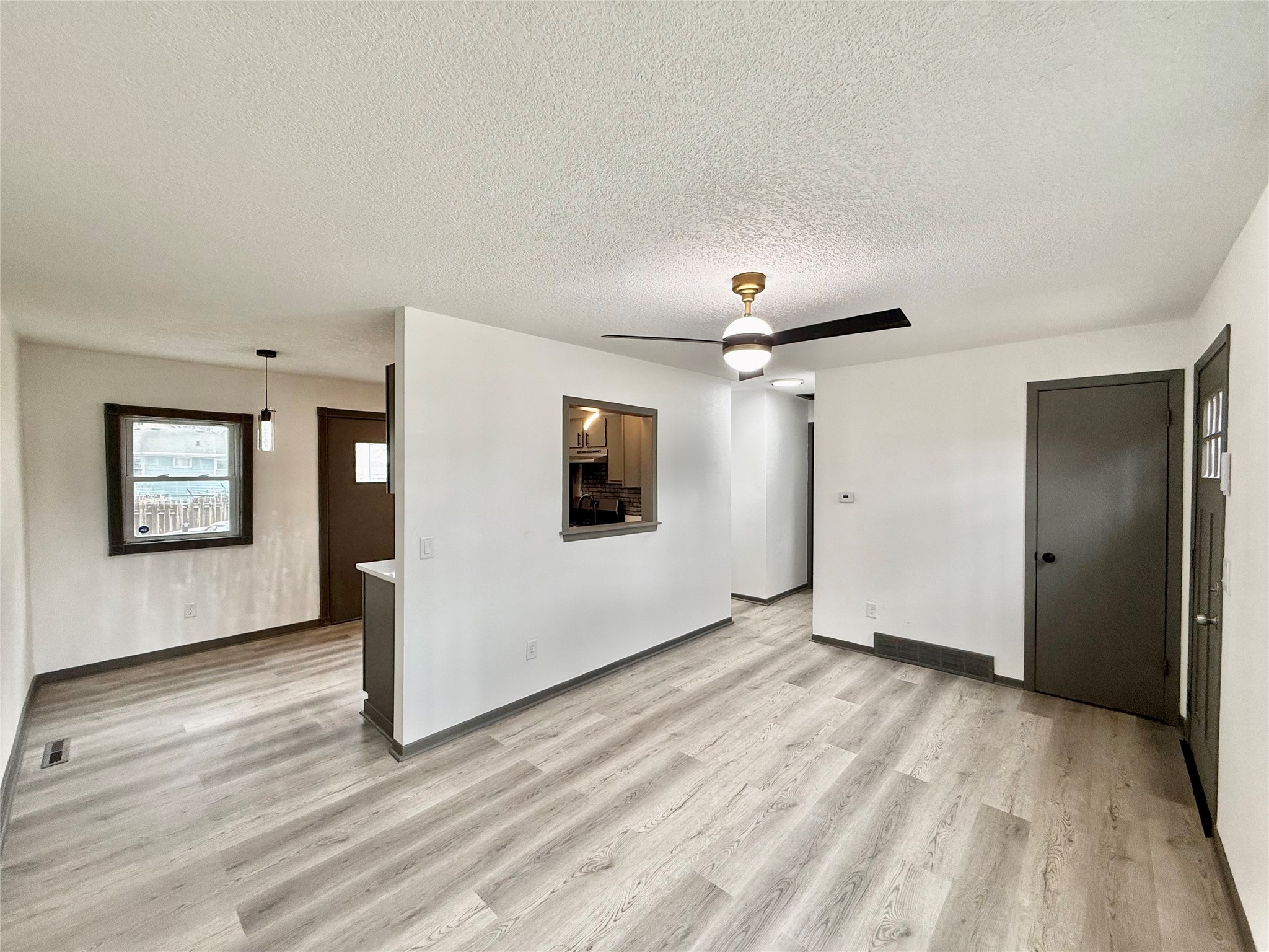 5403 SW 9th Street, Des Moines, Iowa image 6