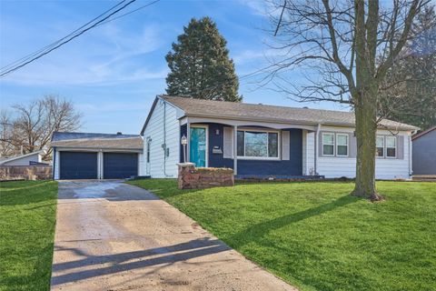 904 E 14th Street S Newton IA 50208