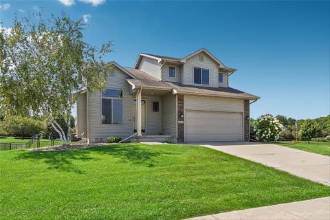 Homes For Sale - 4715 NW 2nd Street<br/> Ankeny, IA 50023
