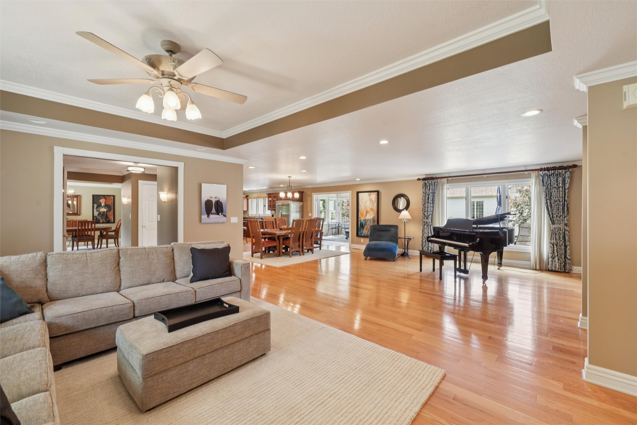 4416 Oakwood Lane