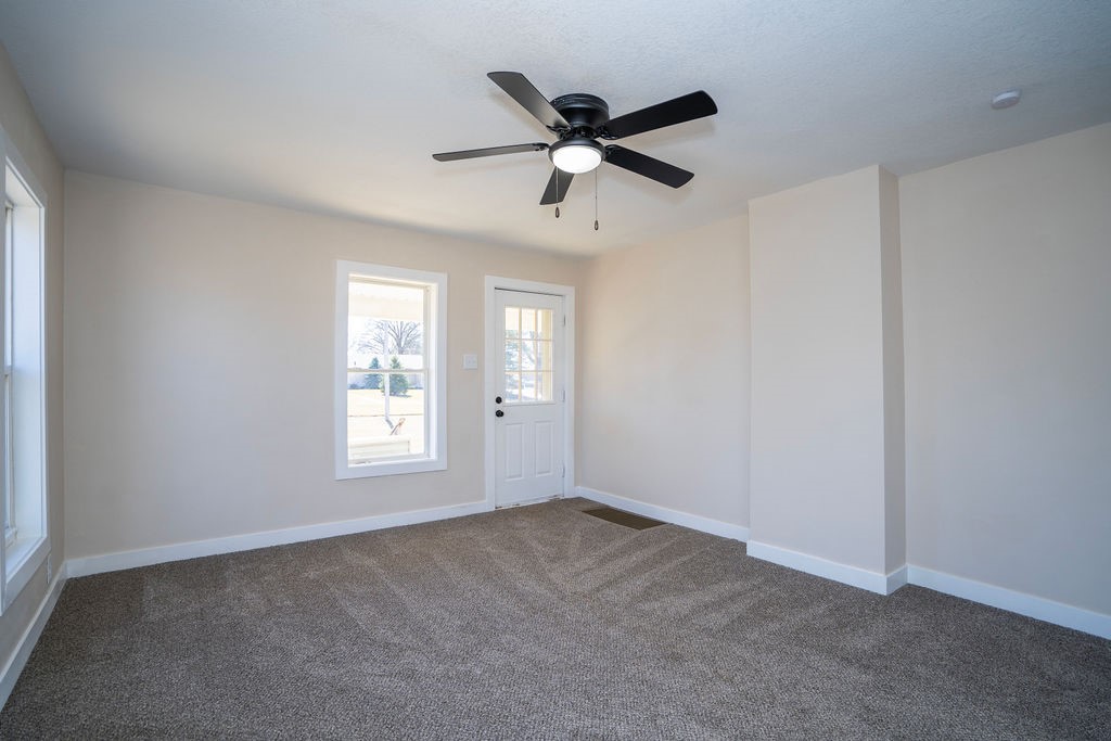 1116 1st Avenue, Newton, Iowa image 6