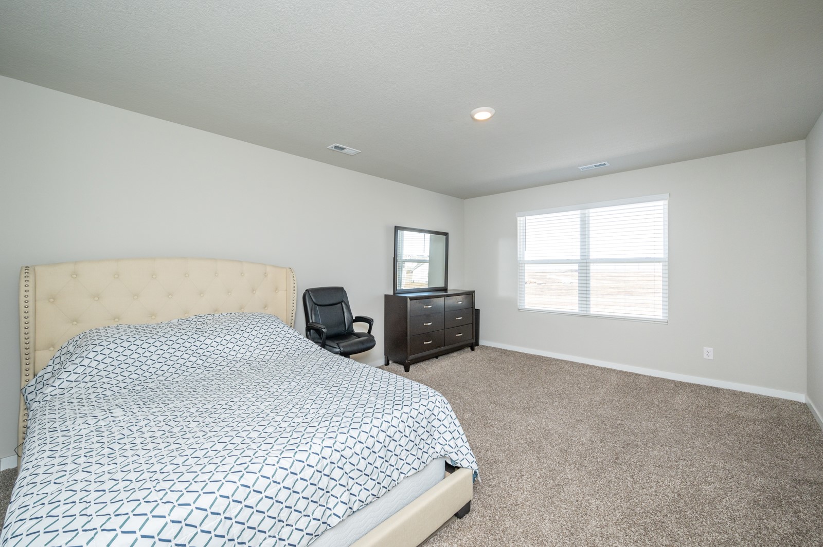1115 Waukee Avenue, Waukee, Iowa image 9