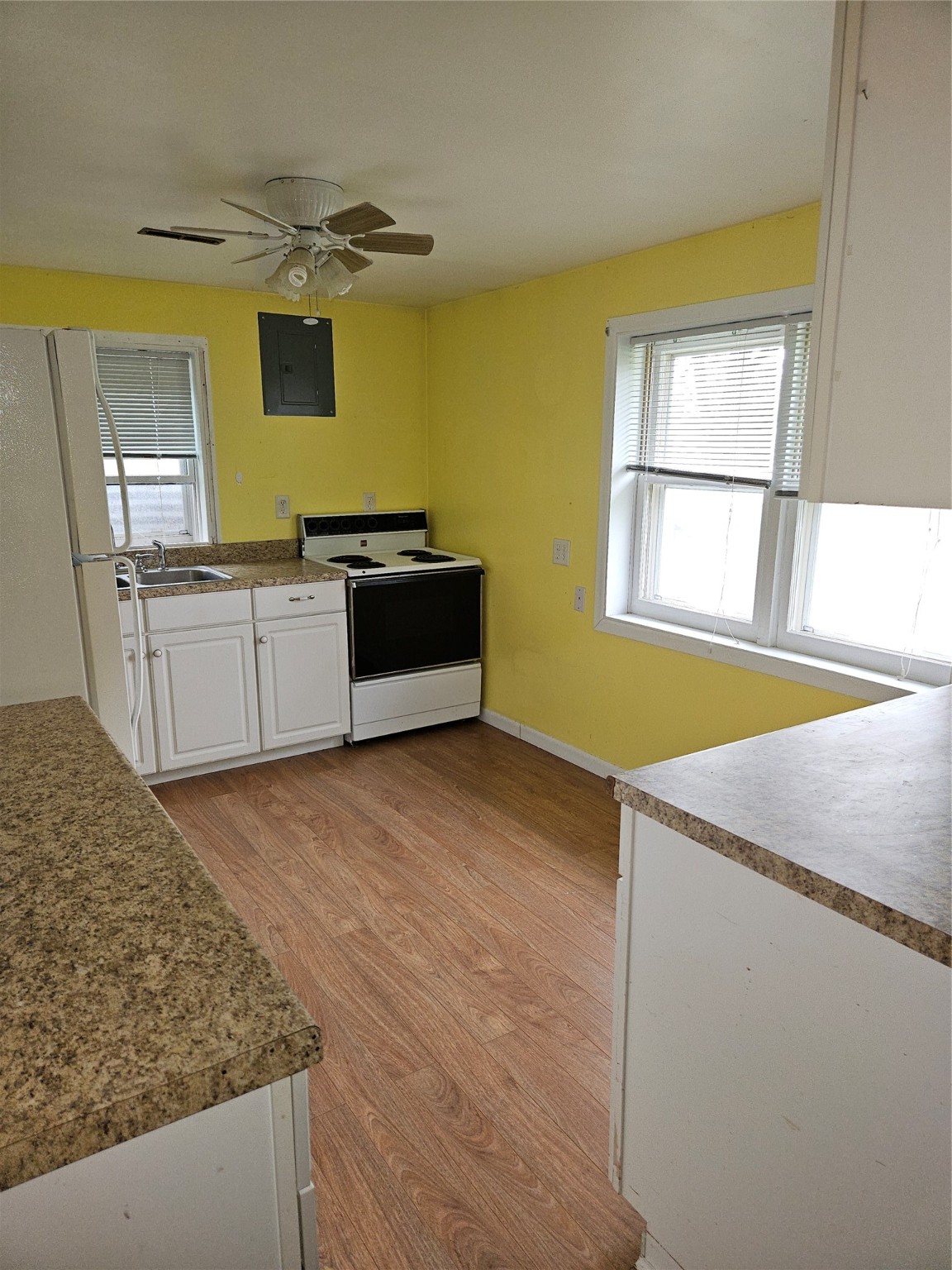 408 Maple Street, De Soto, Iowa image 19