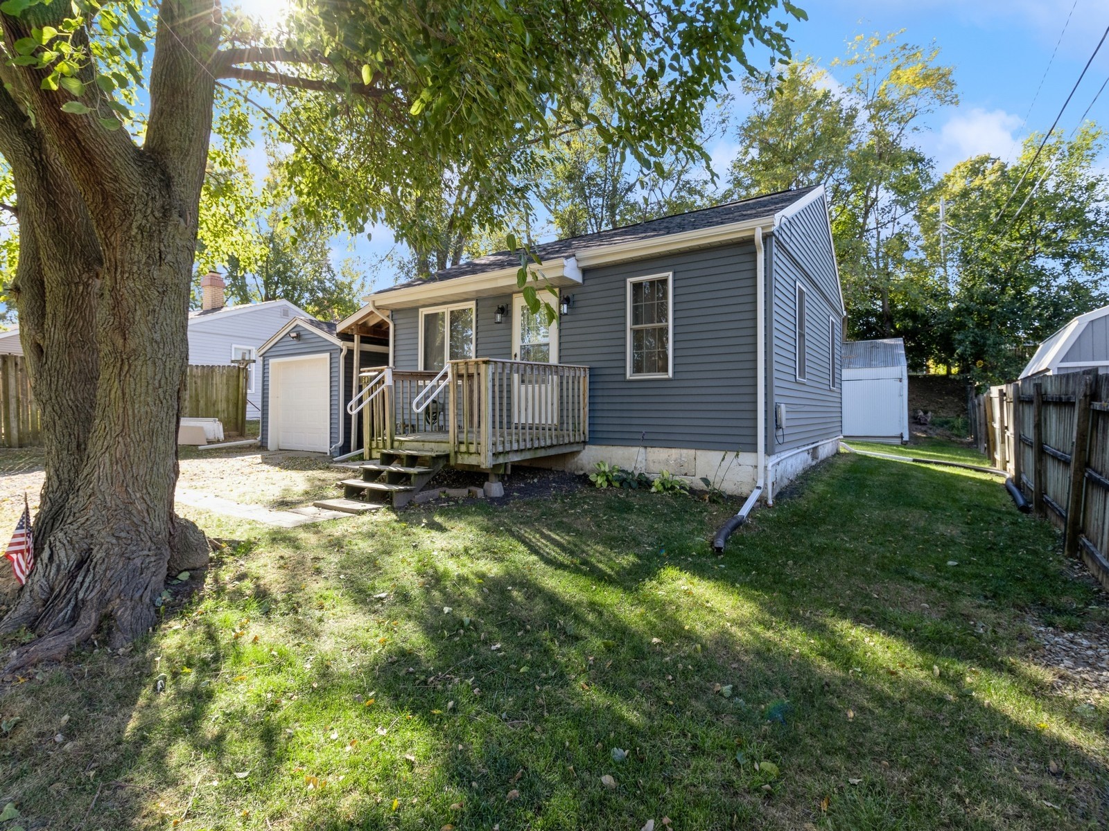 501 E 26th Street, Newton, Iowa image 3