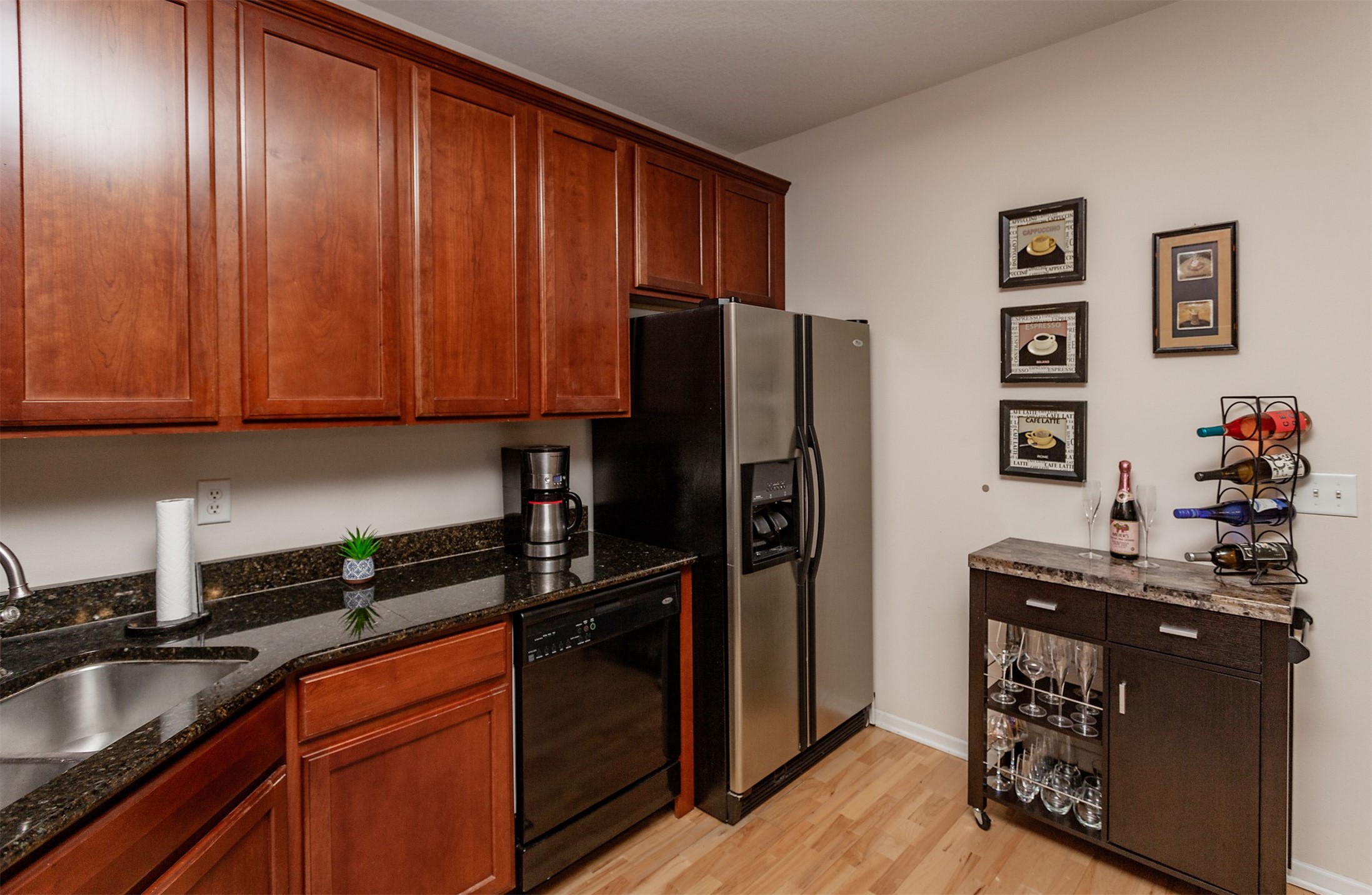 3031 Grand Avenue #215, Des Moines, Iowa image 17