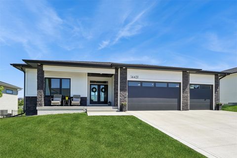 14431 Persimmon Drive Urbandale IA 50323