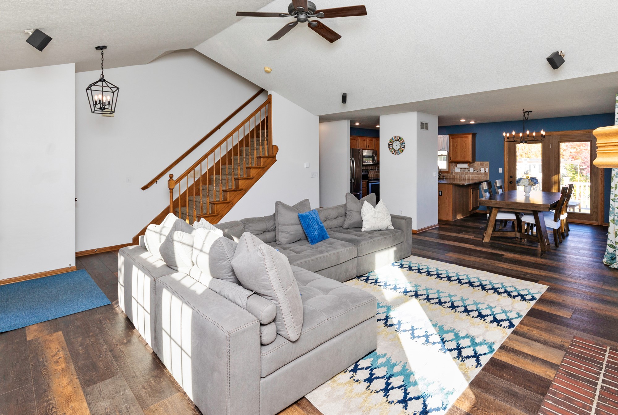 704 SE Chaparal Drive